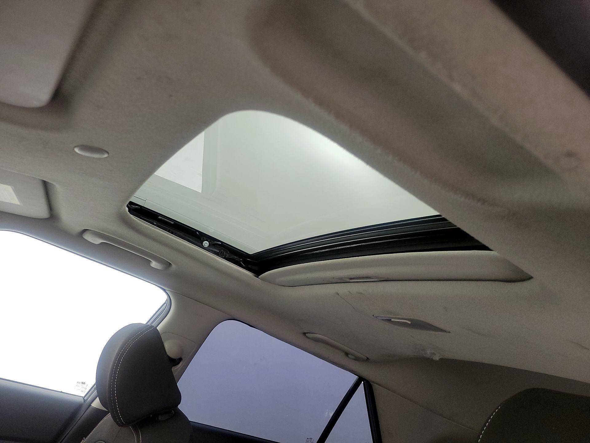 Thumbnail: 2023 Hyundai Venue - 11