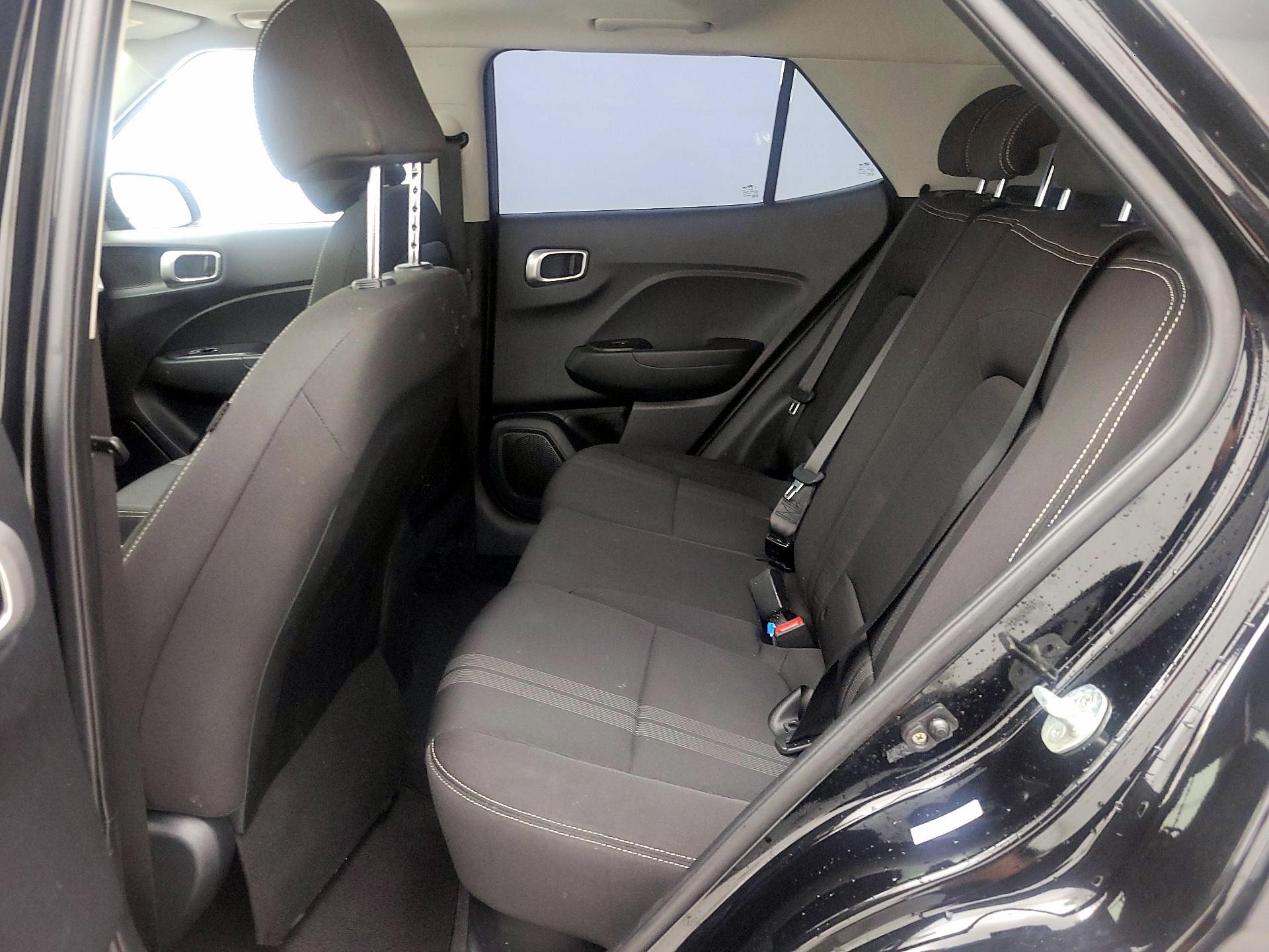 Thumbnail: 2023 Hyundai Venue - 18