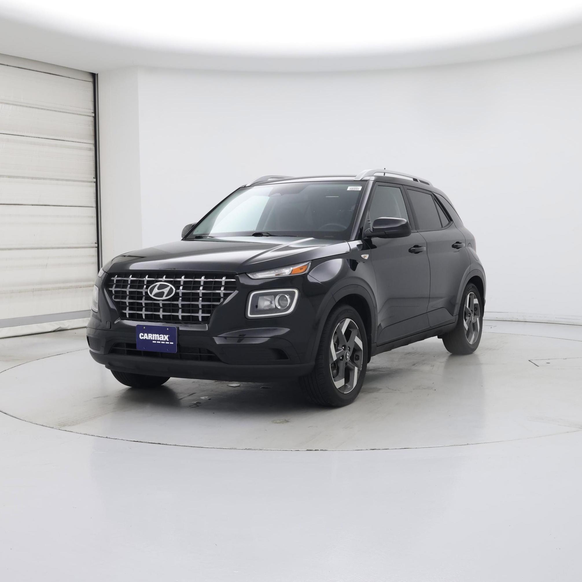 Thumbnail: 2023 Hyundai Venue - 4