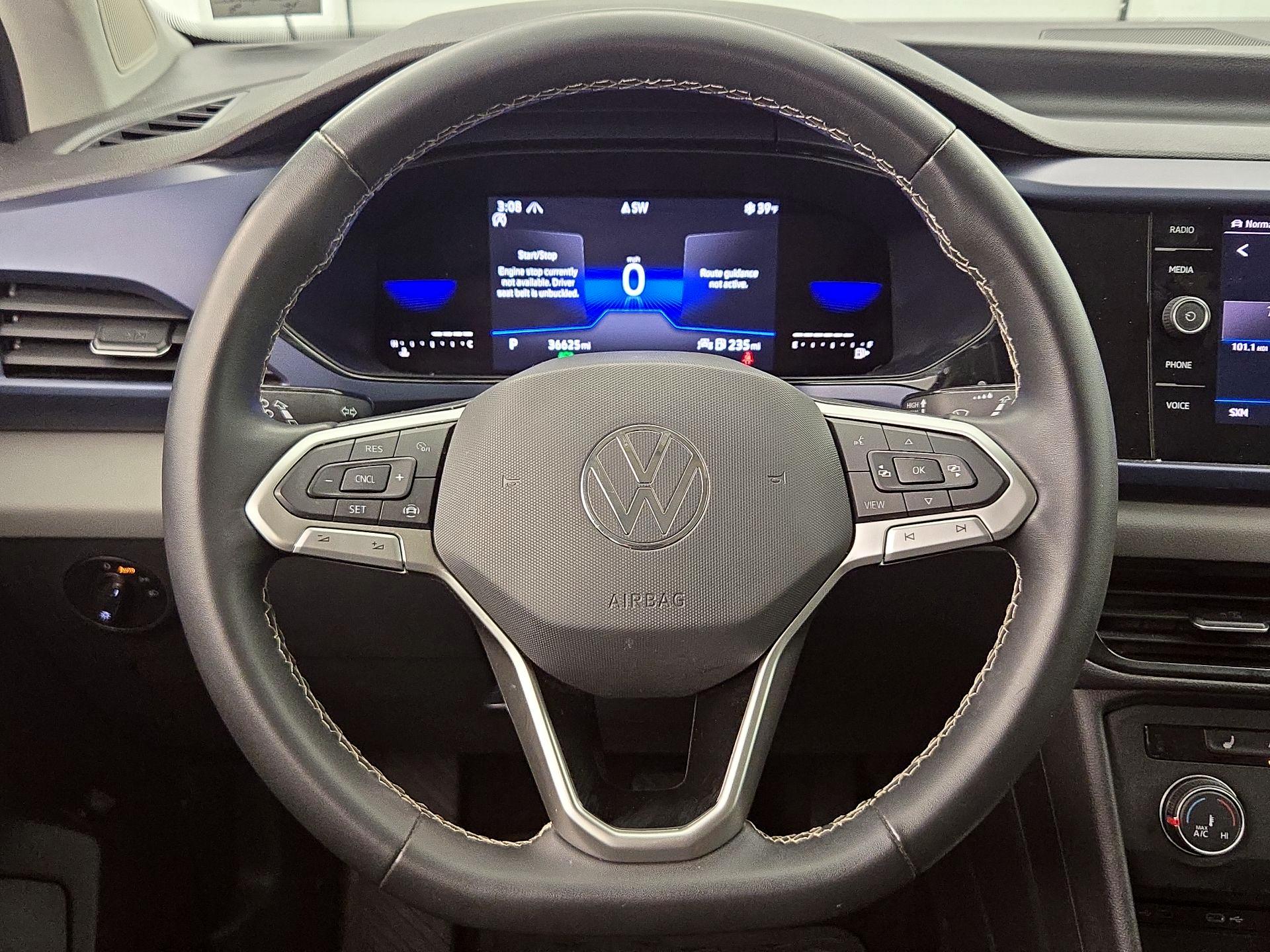 Thumbnail: 2022 Volkswagen Taos - 10
