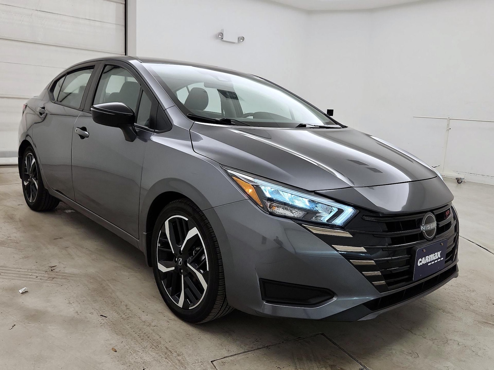 2024 Nissan Versa Sedan SR