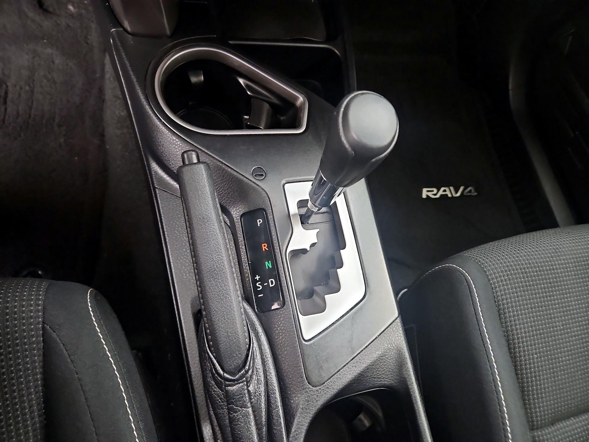 Thumbnail: 2017 Toyota RAV4 - 17