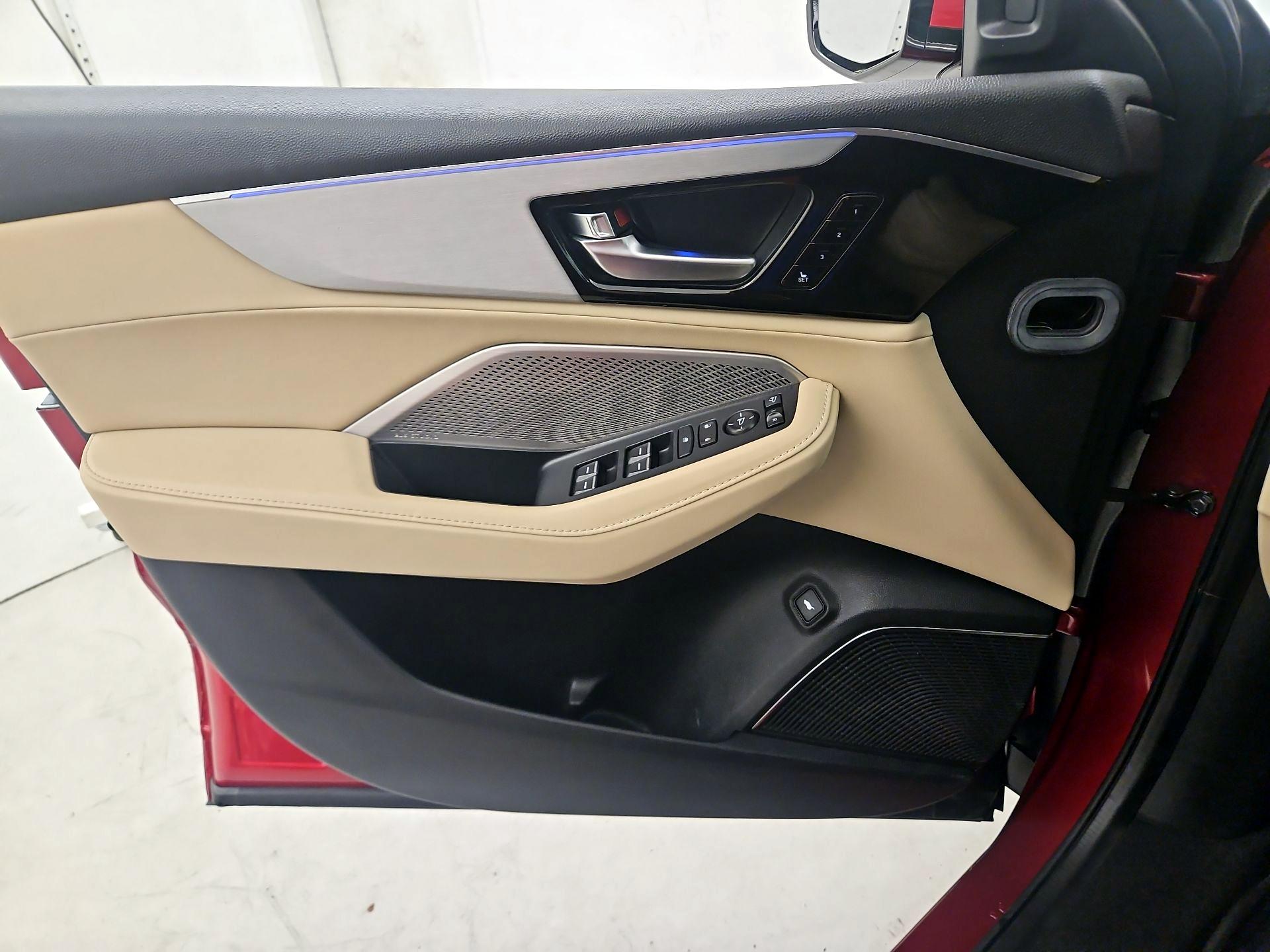 Thumbnail: 2024 Acura MDX - 12