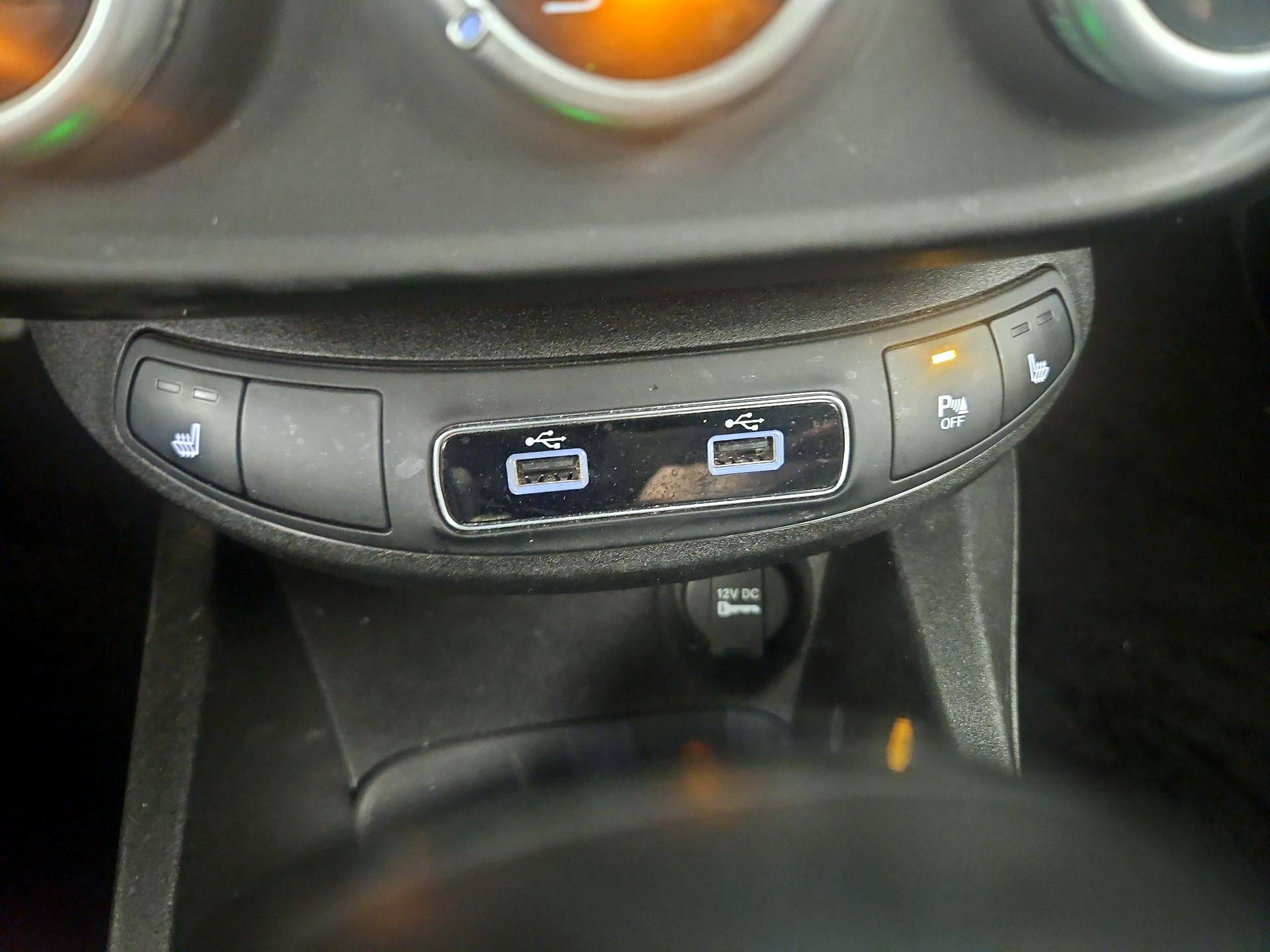 Thumbnail: 2021 Fiat 500X - 19