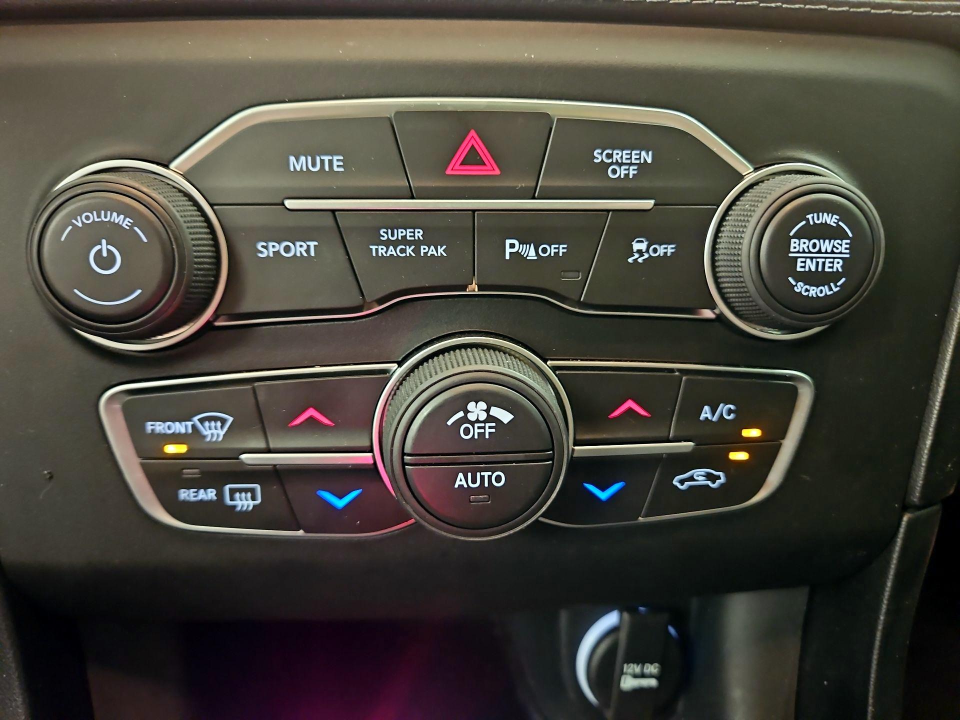 Thumbnail: 2023 Dodge Charger - 16