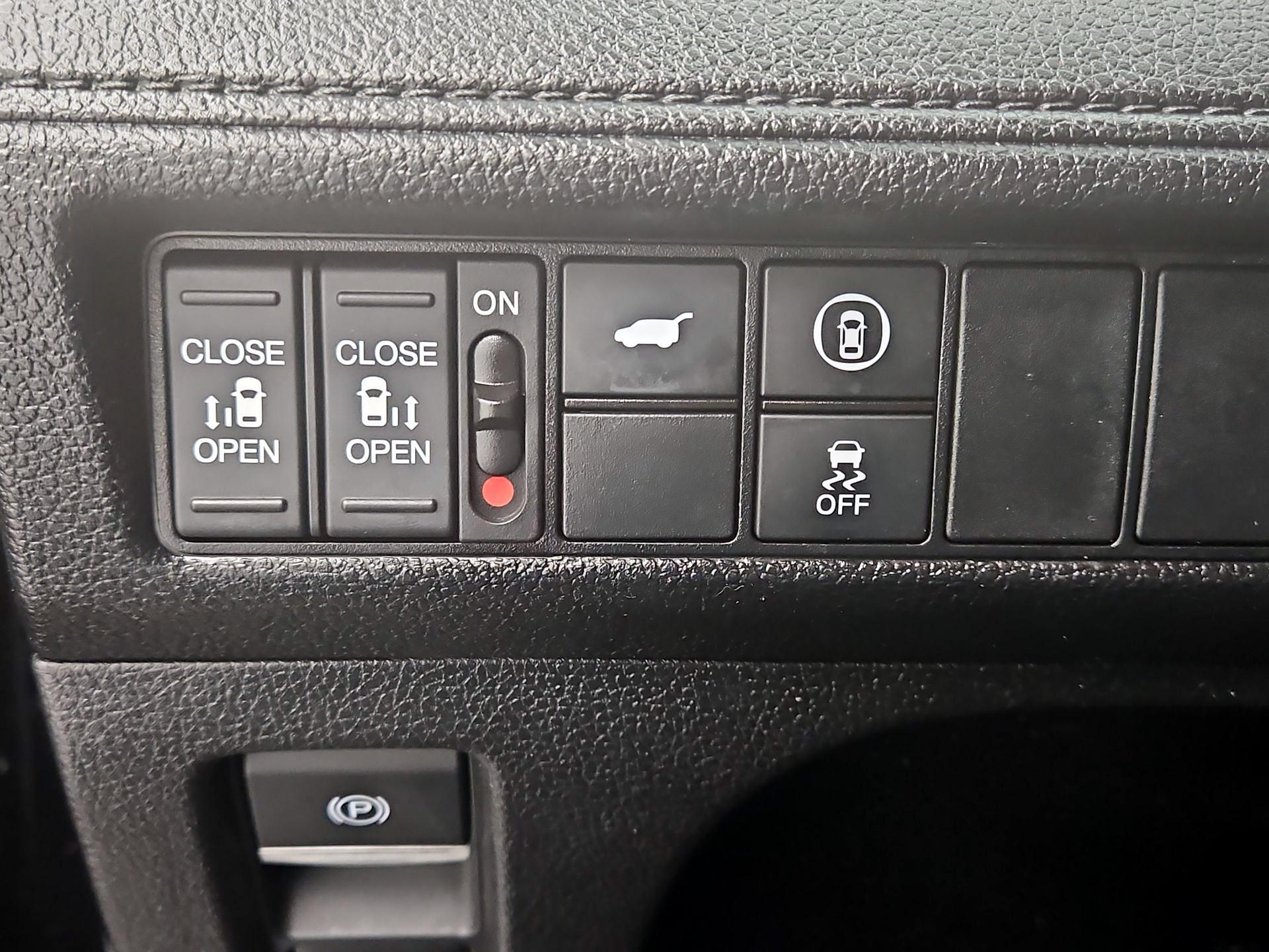 Thumbnail: 2023 Honda Odyssey - 13