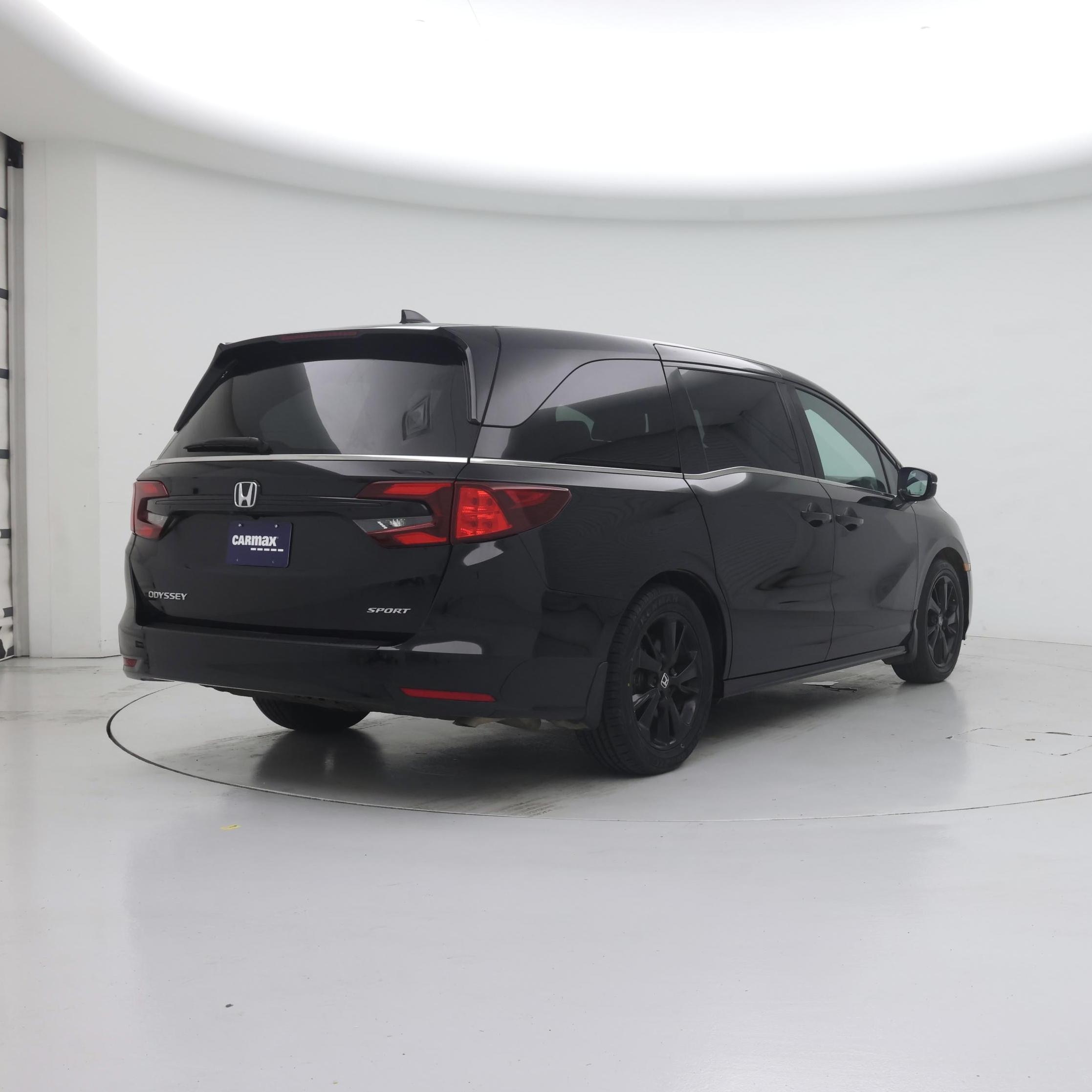 Thumbnail: 2023 Honda Odyssey - 8