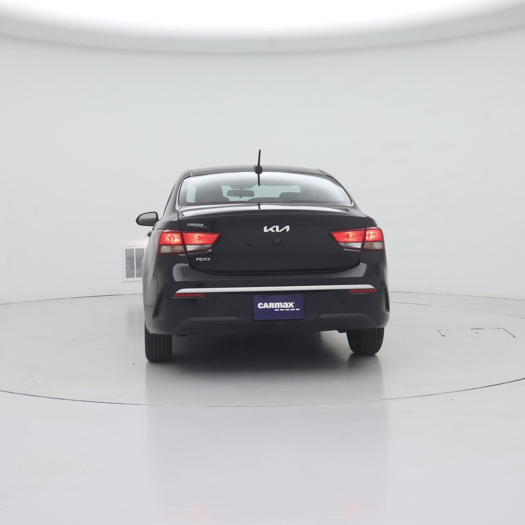 Thumbnail: 2023 Kia Rio - 6