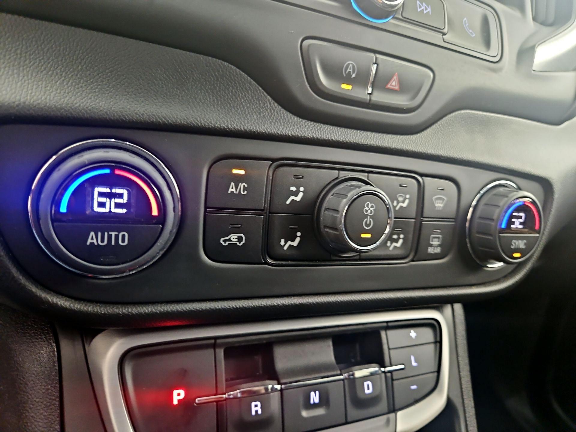 Thumbnail: 2023 GMC Terrain - 16