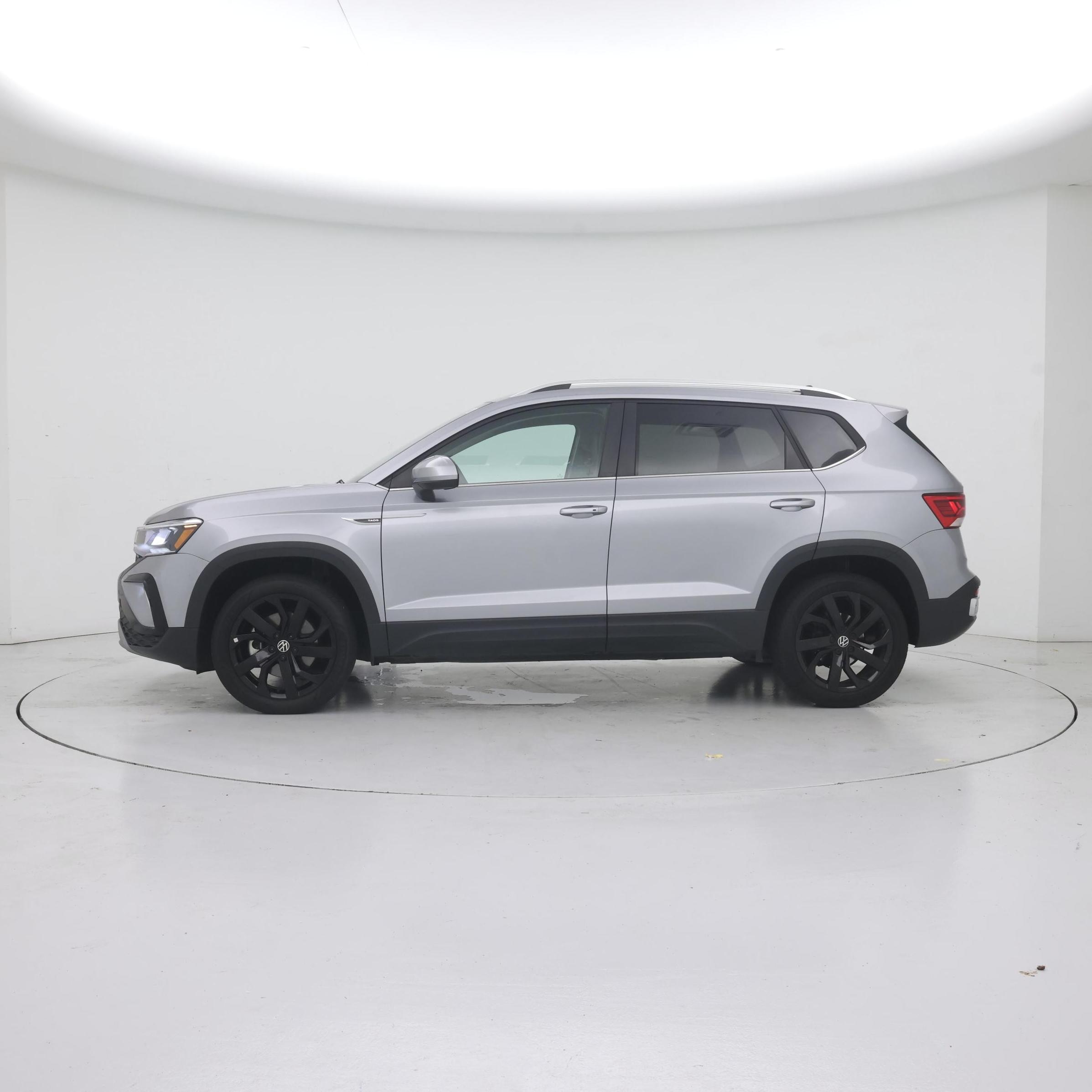 Thumbnail: 2024 Volkswagen Taos - 3