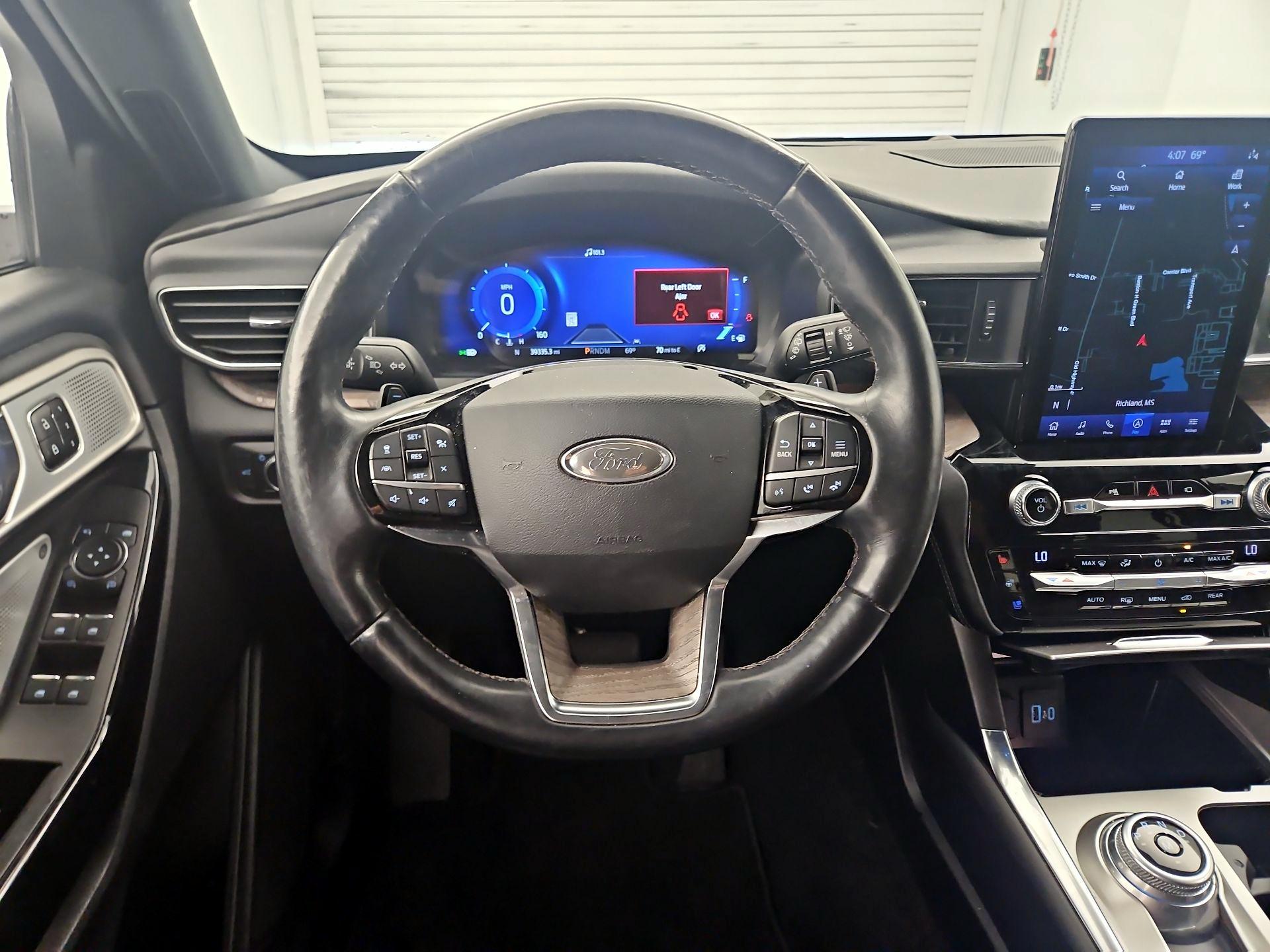Thumbnail: 2021 Ford Explorer - 10
