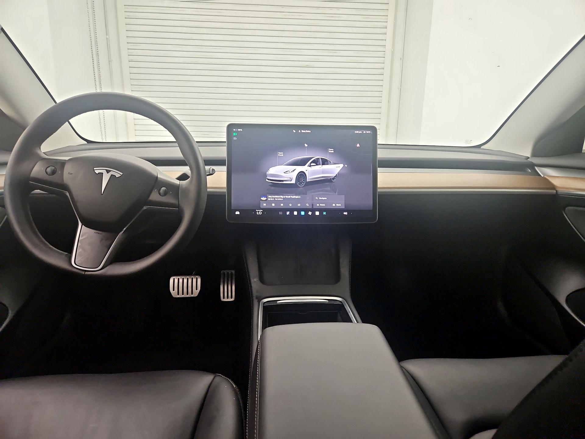 Thumbnail: 2023 Tesla Model 3 - 9