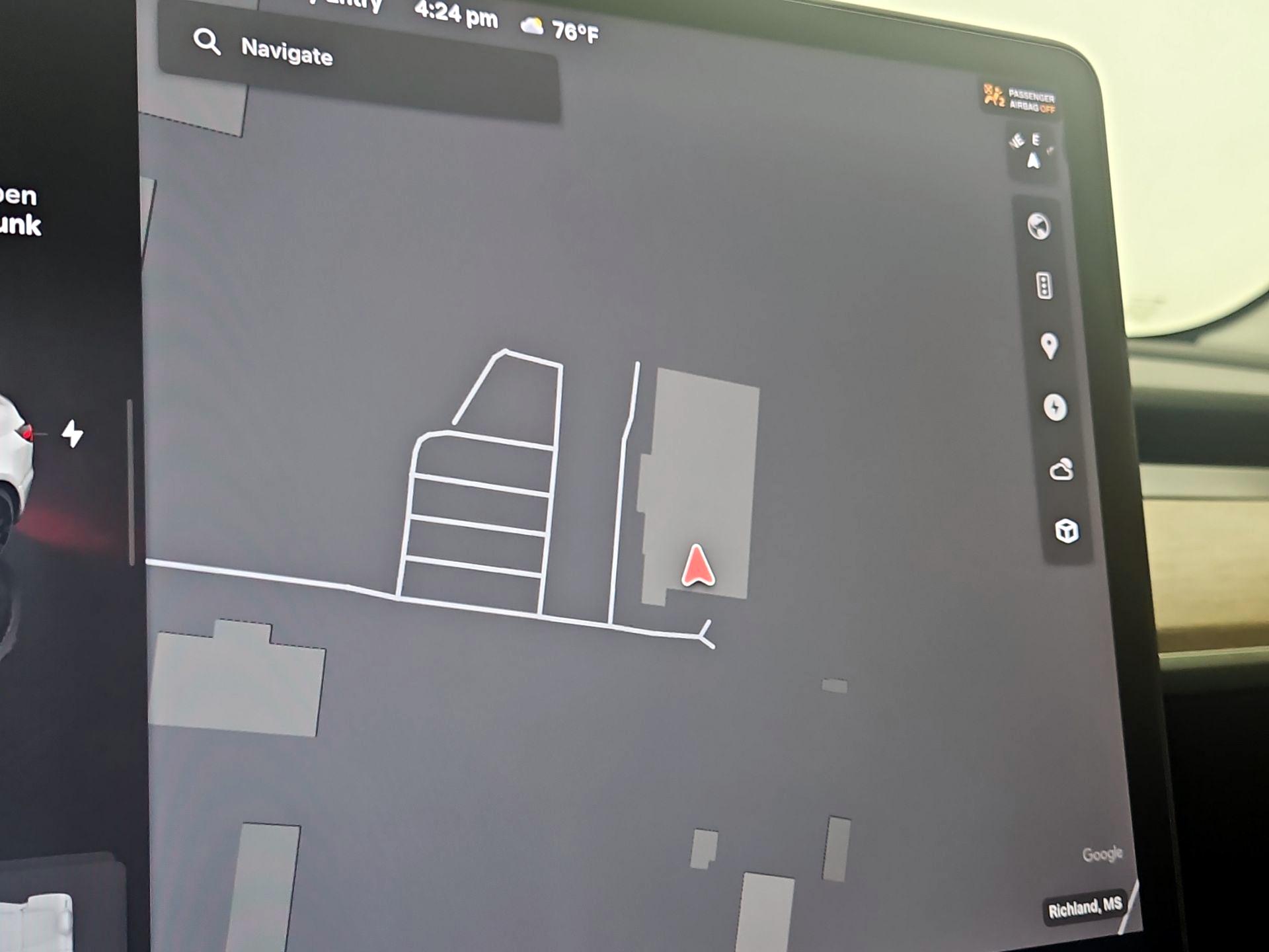 Thumbnail: 2023 Tesla Model 3 - 13