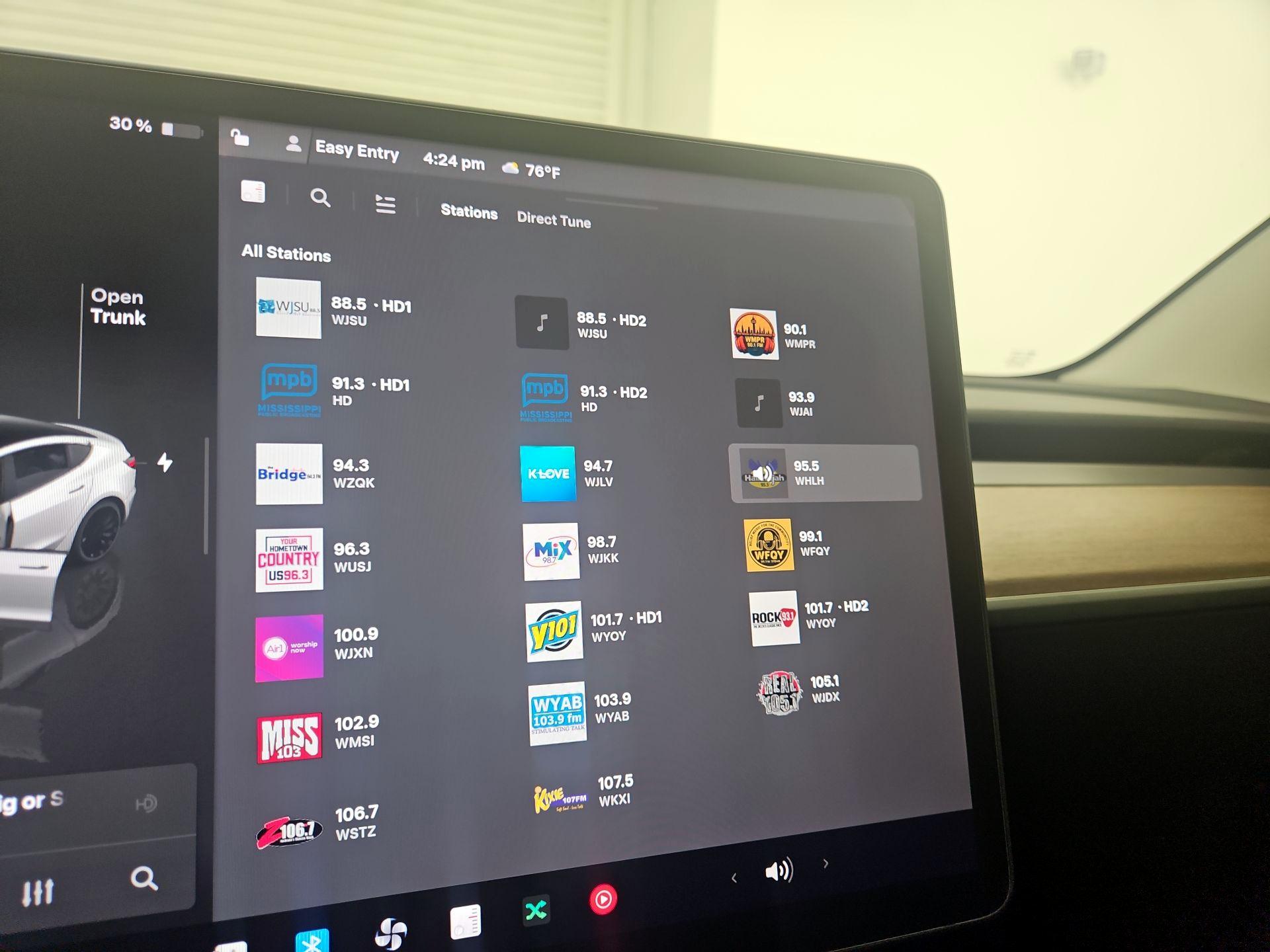 Thumbnail: 2023 Tesla Model 3 - 15