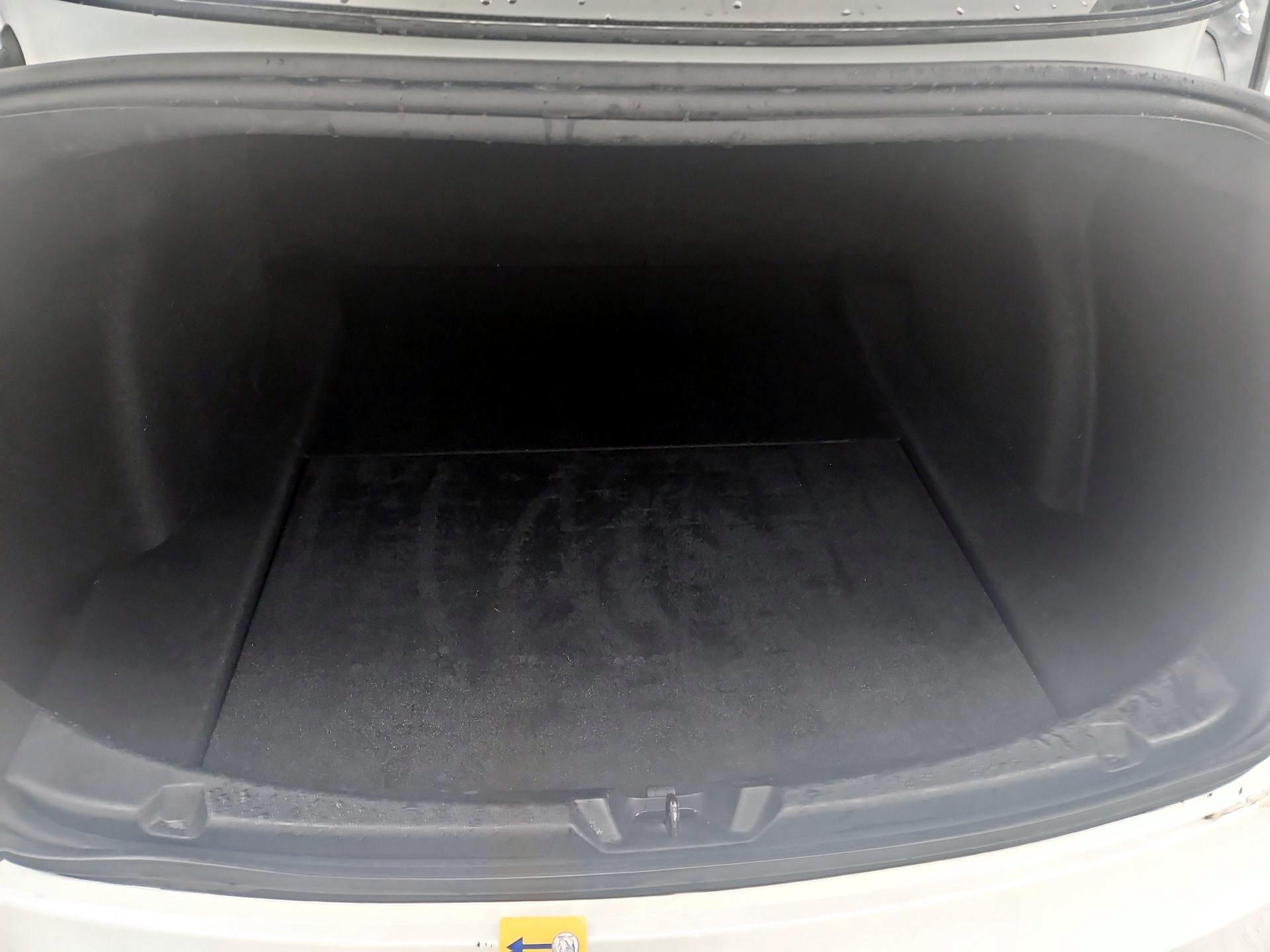 Thumbnail: 2023 Tesla Model 3 - 19