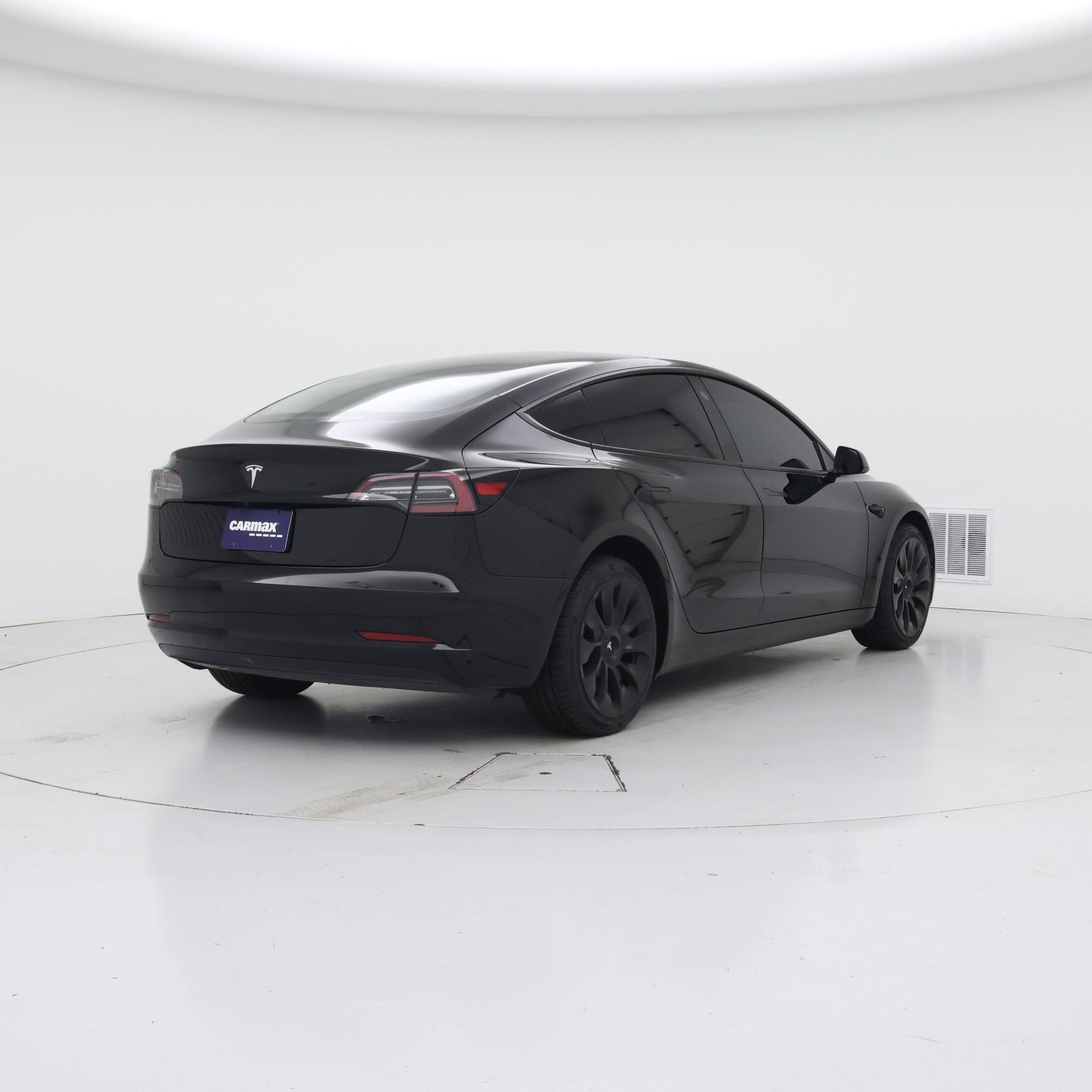 Thumbnail: 2023 Tesla Model 3 - 8
