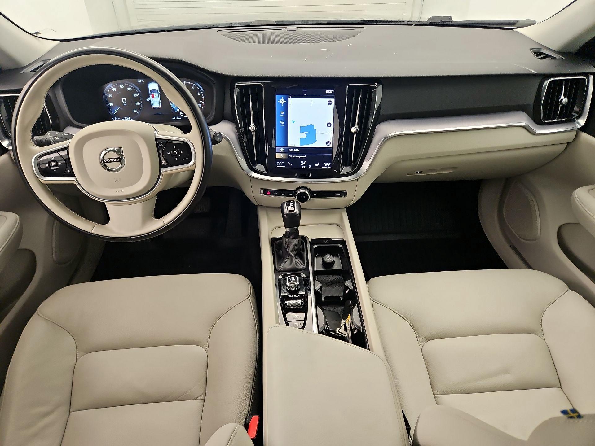 Thumbnail: 2020 Volvo V60 - 9