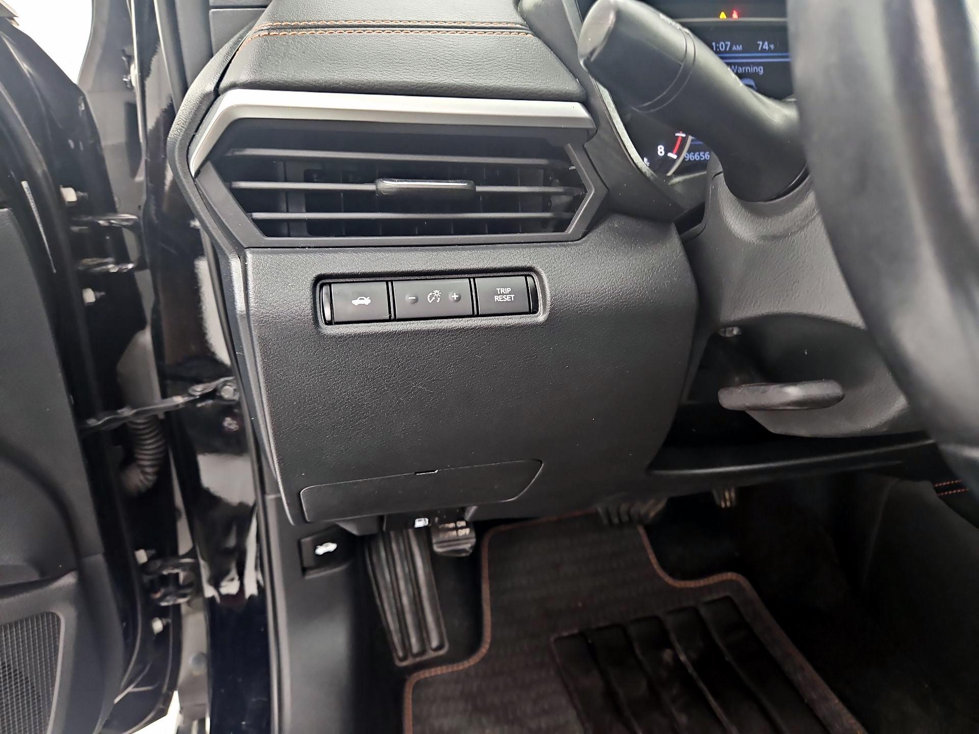 Thumbnail: 2019 Nissan Altima - 13