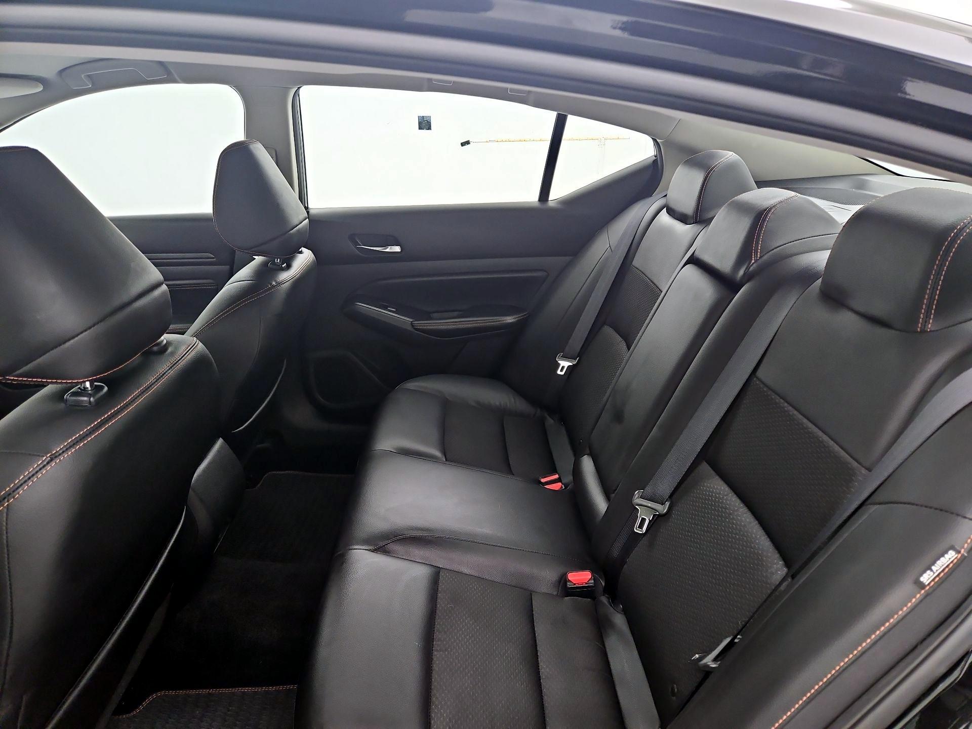 Thumbnail: 2019 Nissan Altima - 19