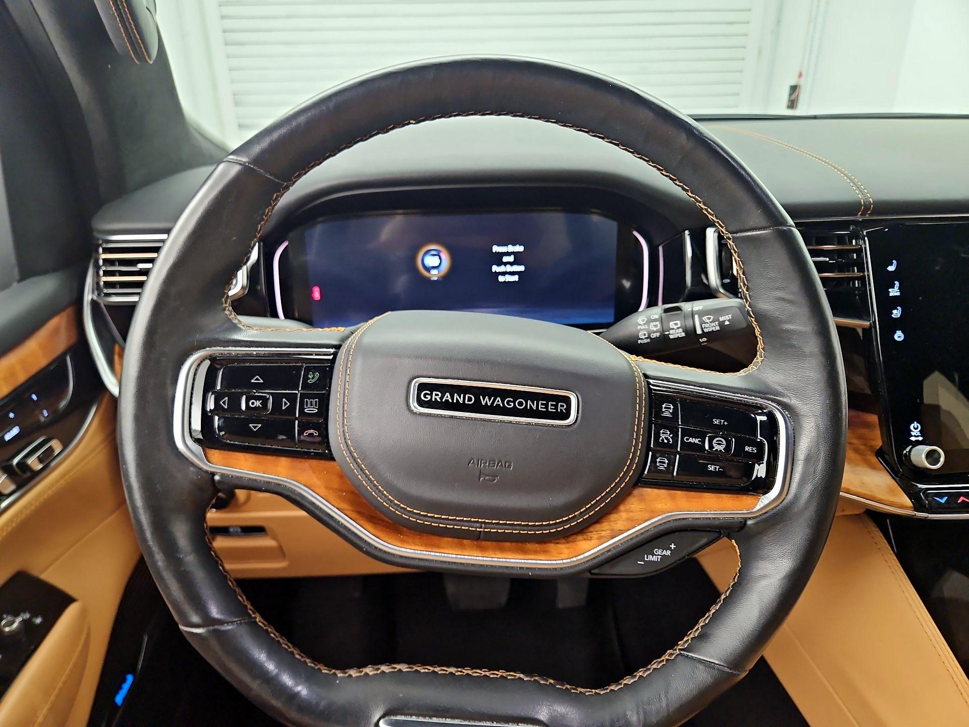 Thumbnail: 2022 Jeep Grand Wagoneer - 10