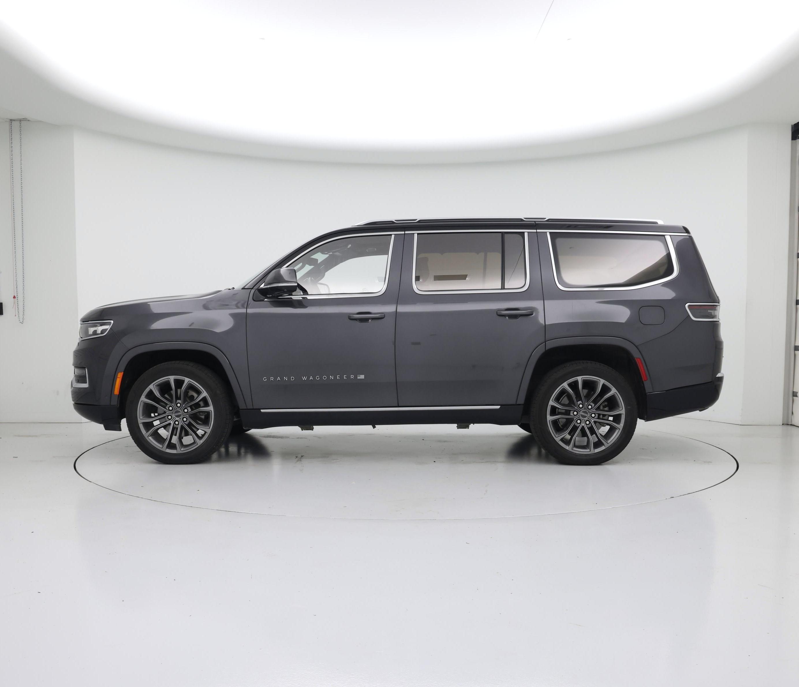 Thumbnail: 2022 Jeep Grand Wagoneer - 3