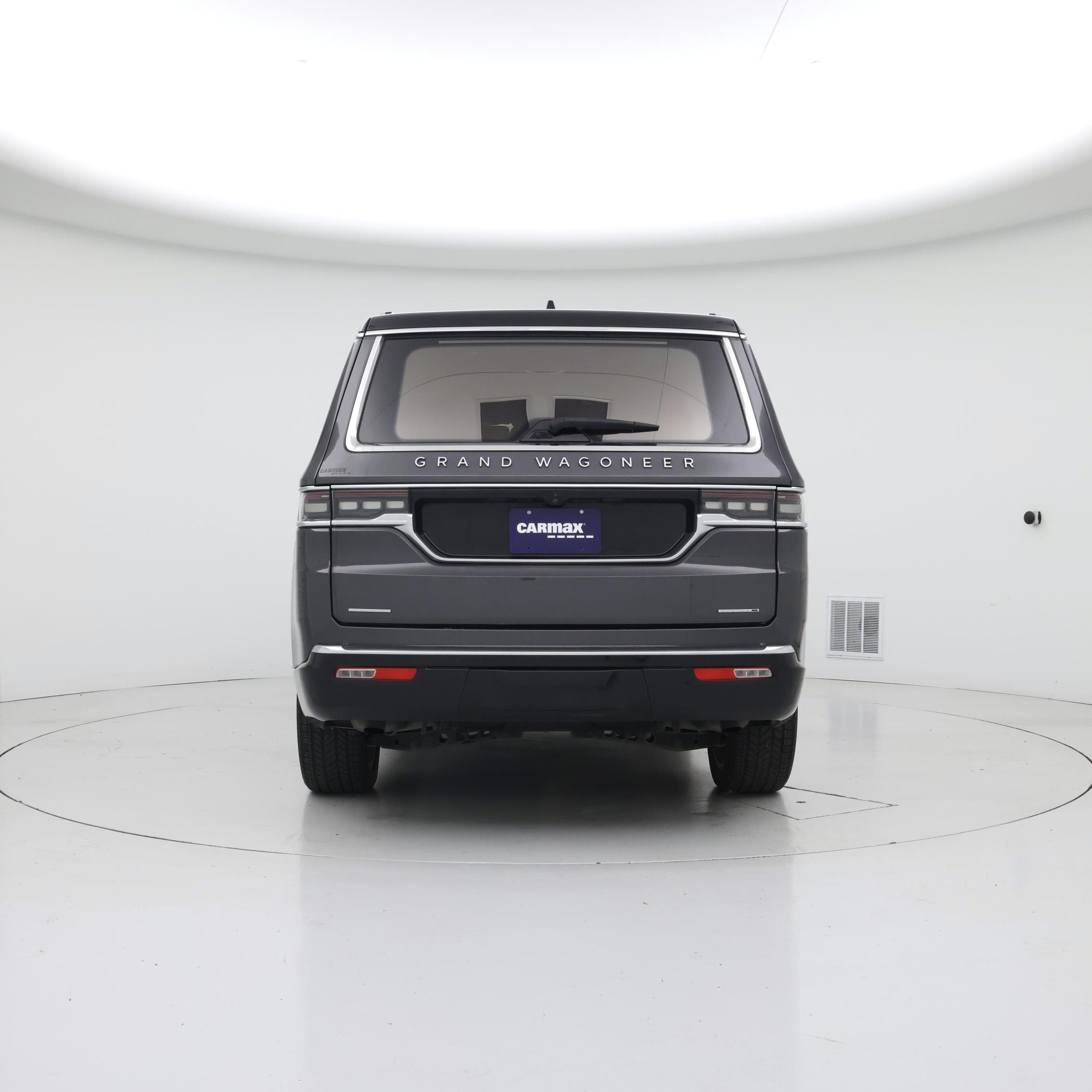 Thumbnail: 2022 Jeep Grand Wagoneer - 6