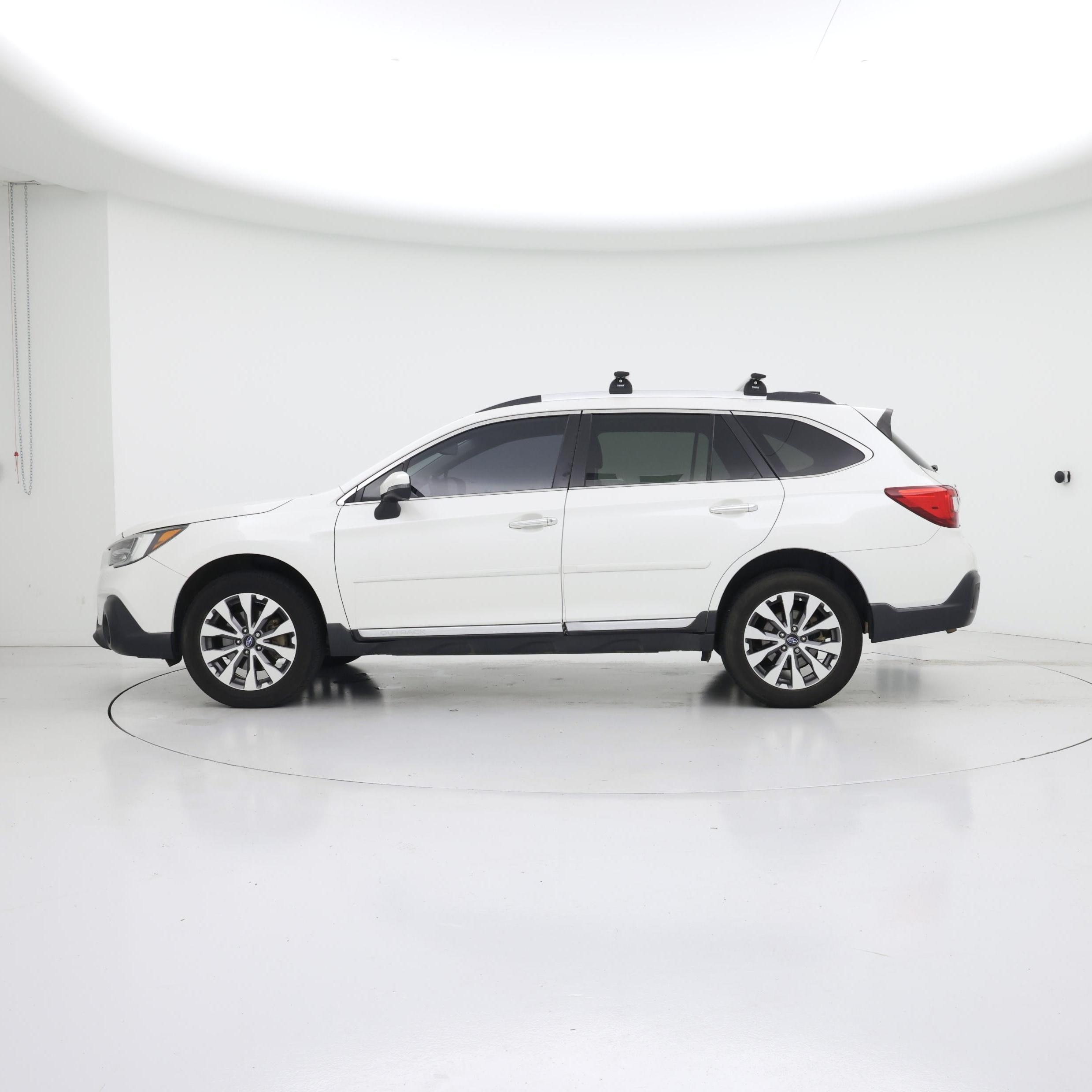 Thumbnail: 2019 Subaru Outback - 3