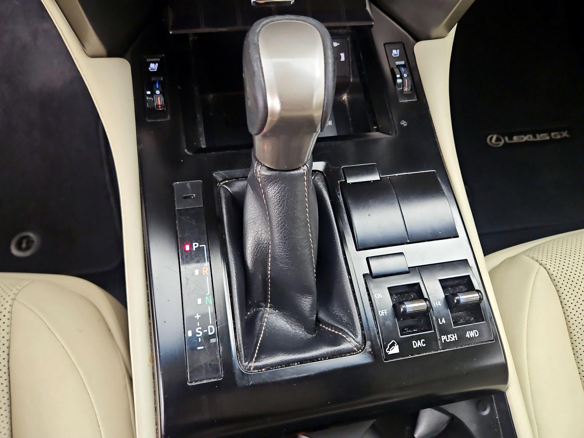 Thumbnail: 2020 Lexus GX - 18