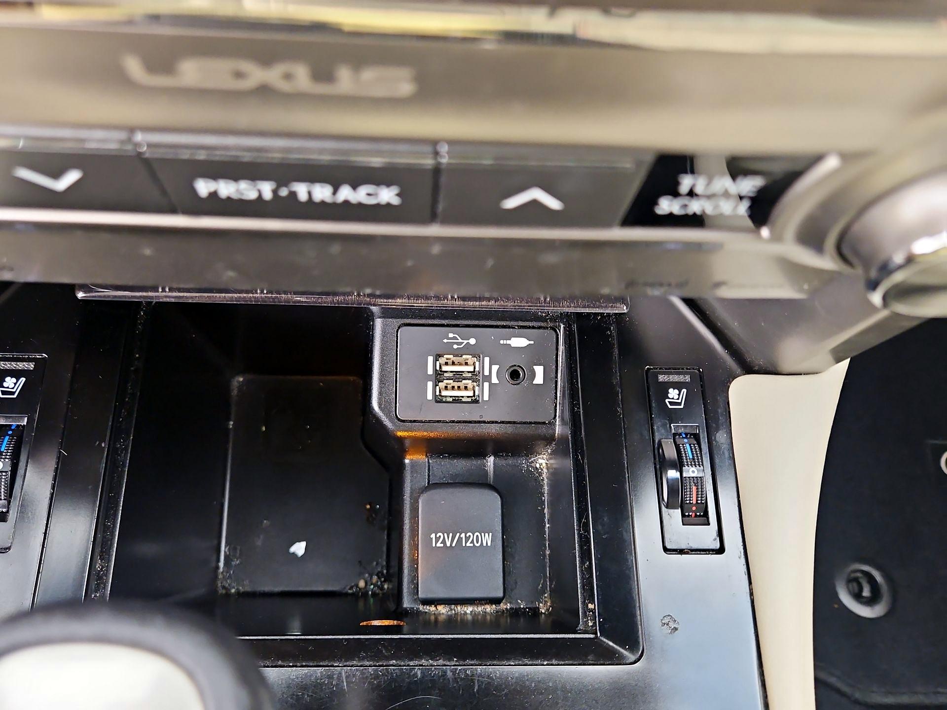 Thumbnail: 2020 Lexus GX - 19