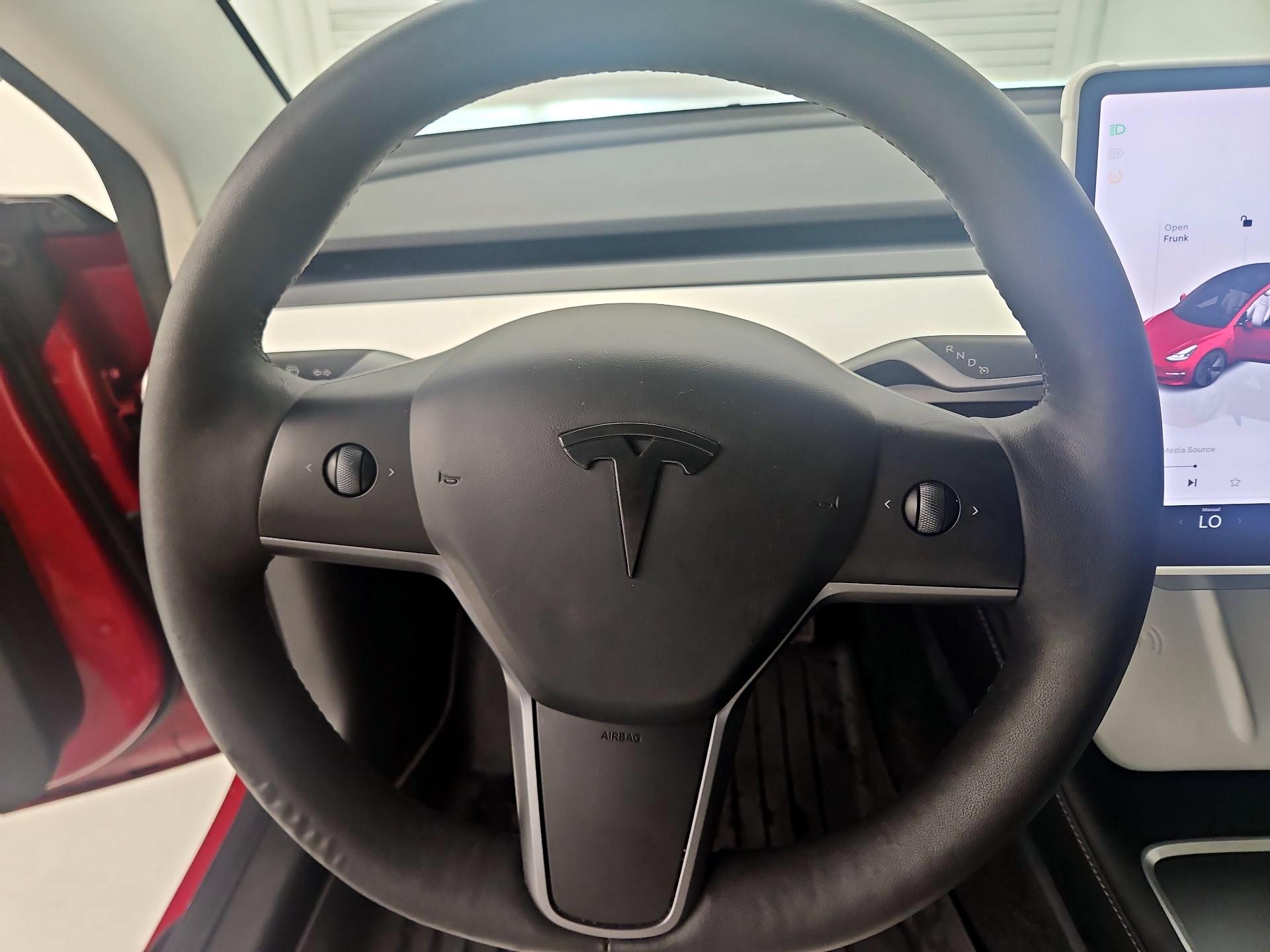 Thumbnail: 2023 Tesla Model 3 - 10