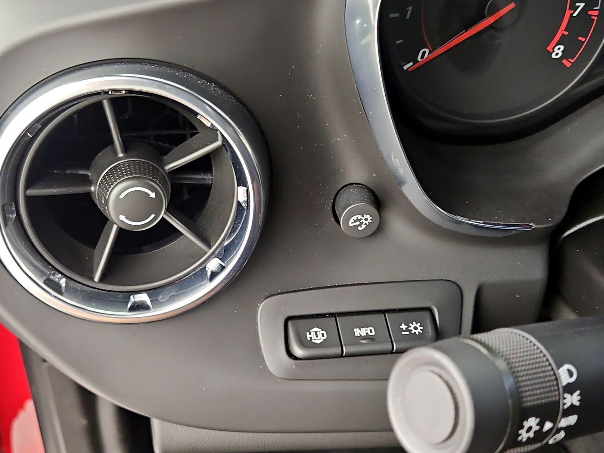 Thumbnail: 2020 Chevrolet Camaro - 13