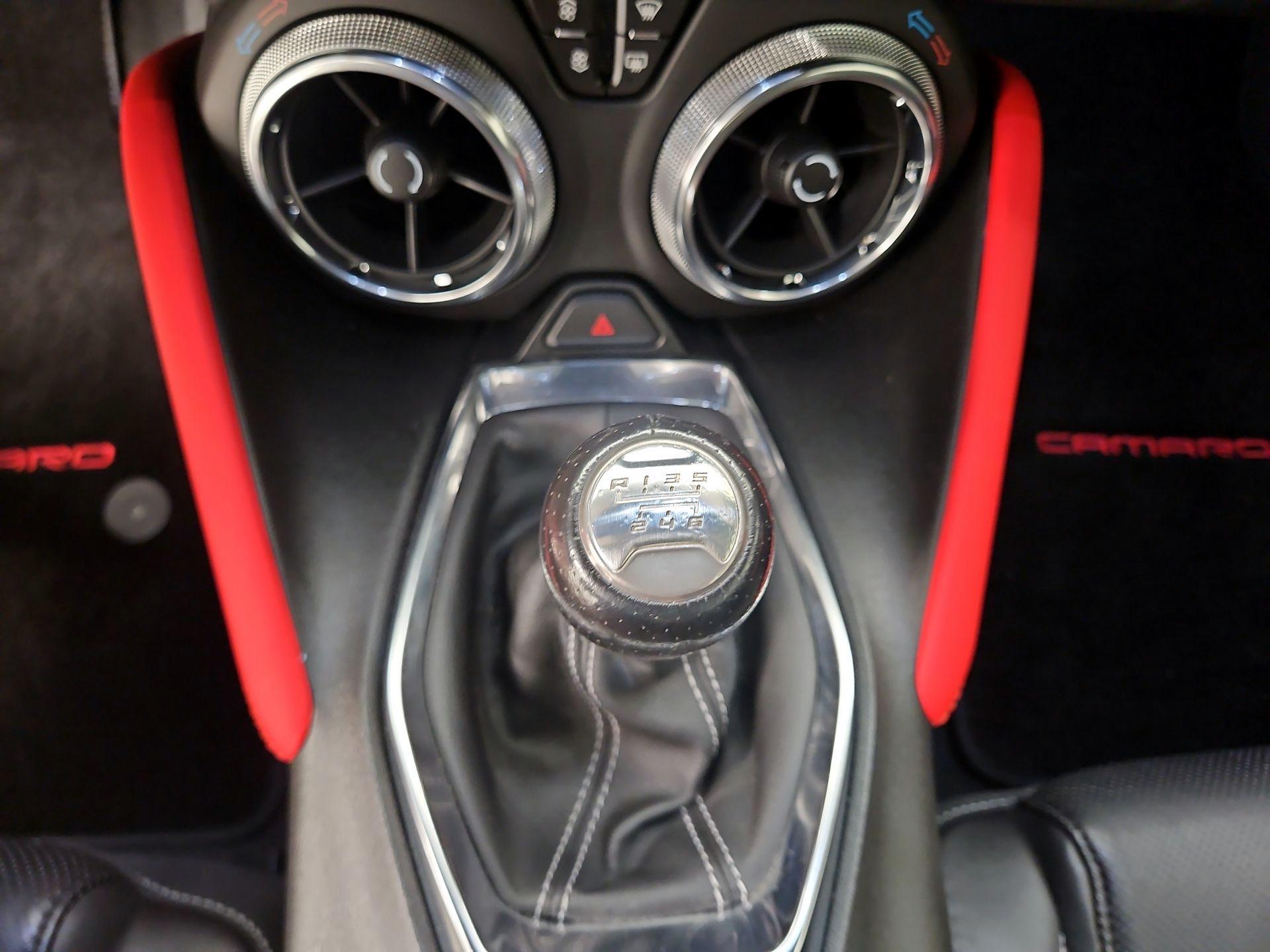 Thumbnail: 2020 Chevrolet Camaro - 17