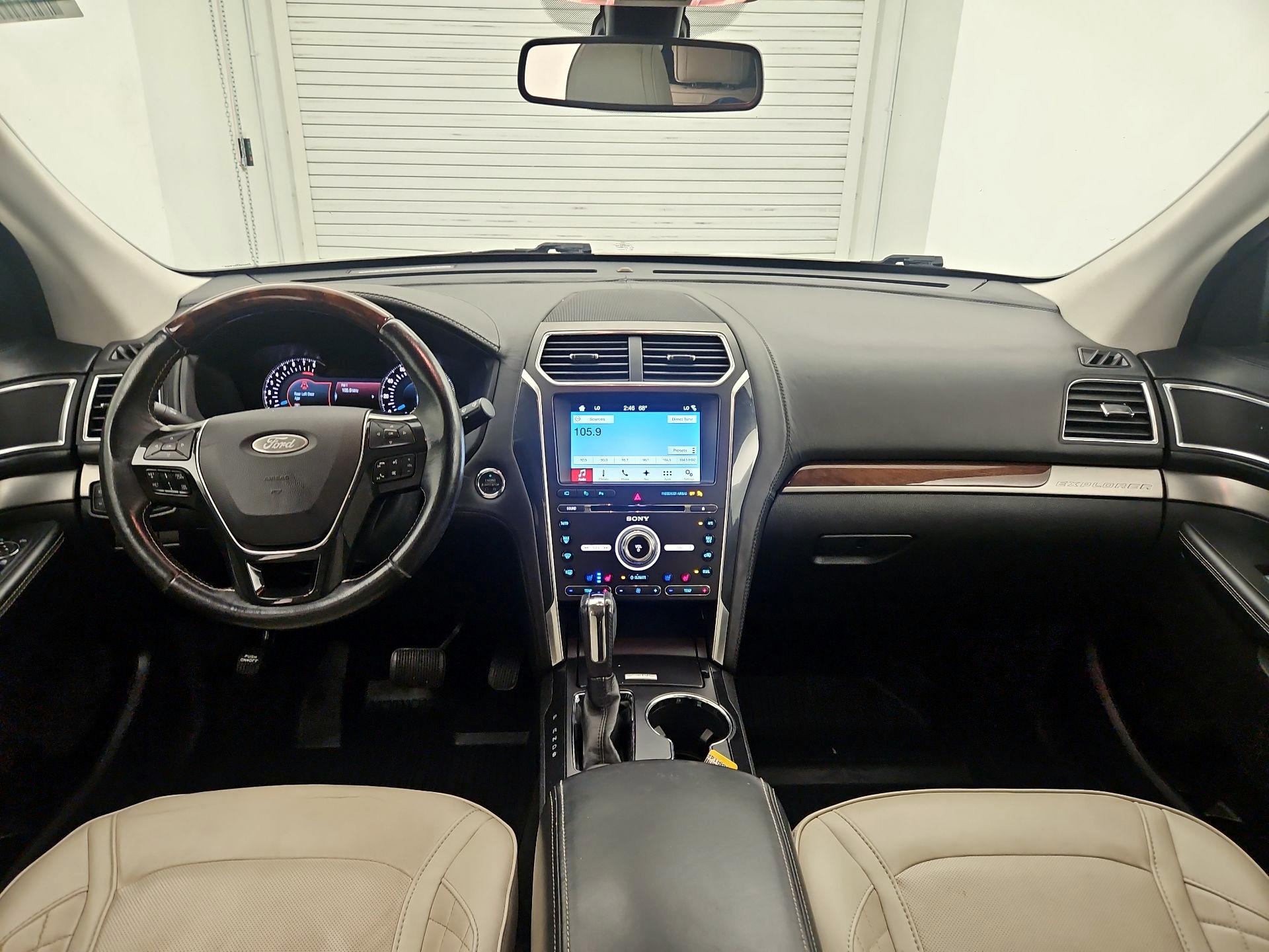 Thumbnail: 2017 Ford Explorer - 9