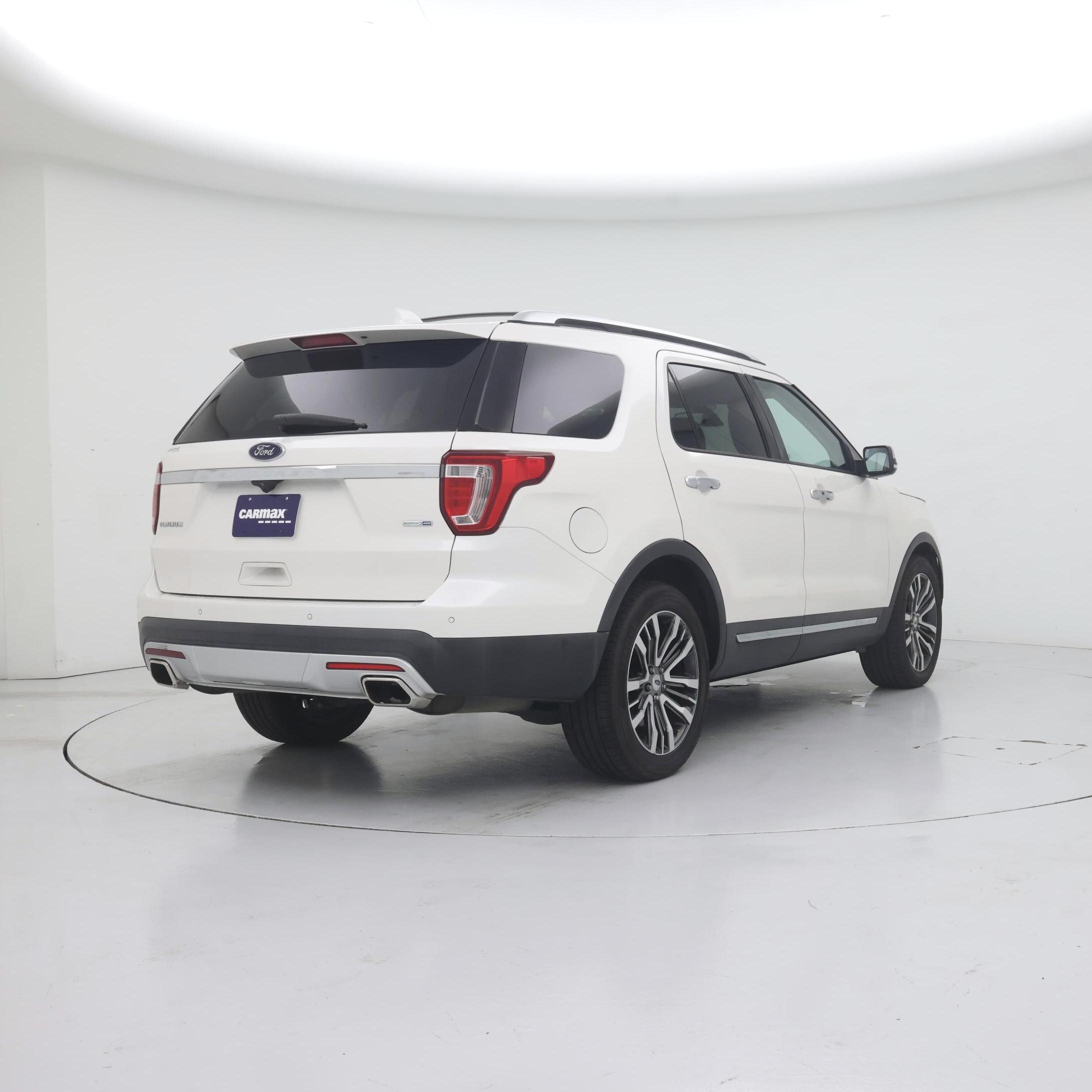 Thumbnail: 2017 Ford Explorer - 8