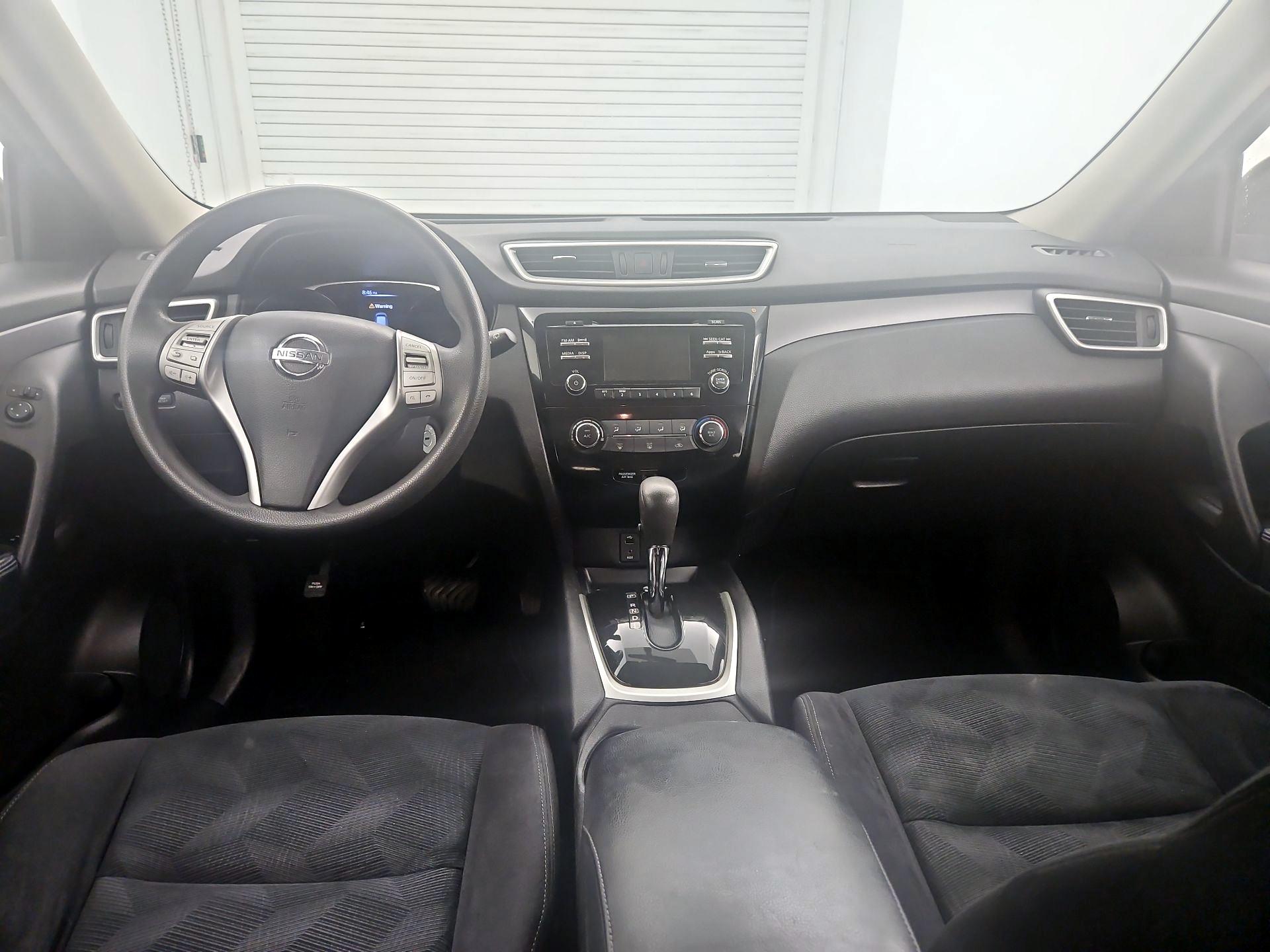 Thumbnail: 2016 Nissan Rogue - 9