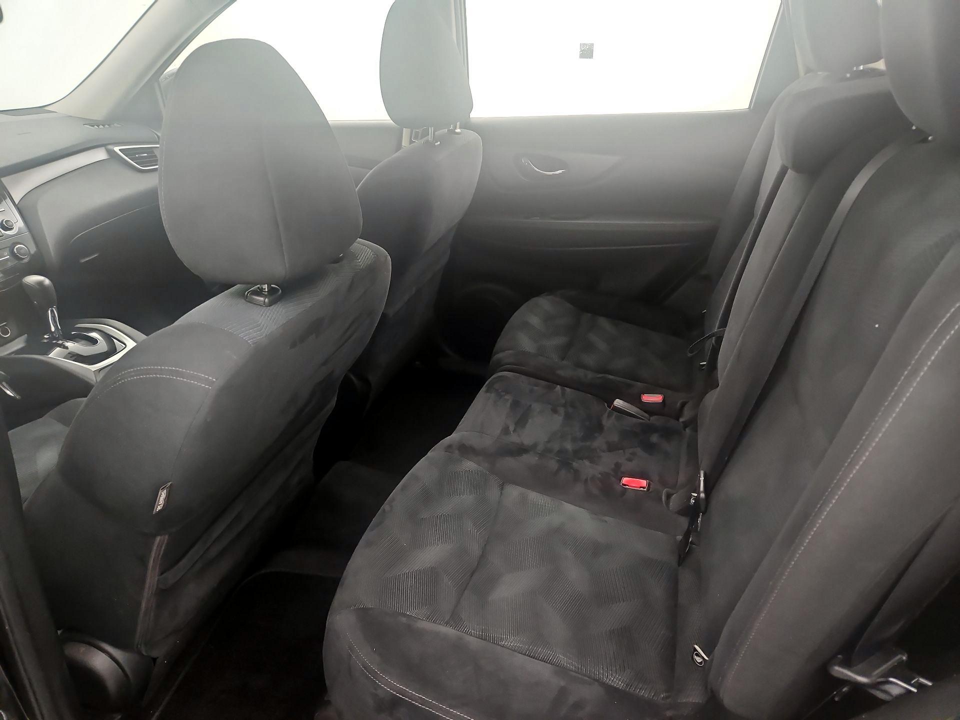 Thumbnail: 2016 Nissan Rogue - 19