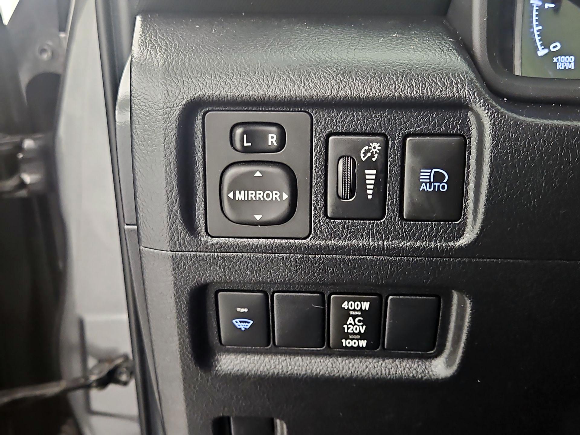 Thumbnail: 2020 Toyota 4Runner - 13