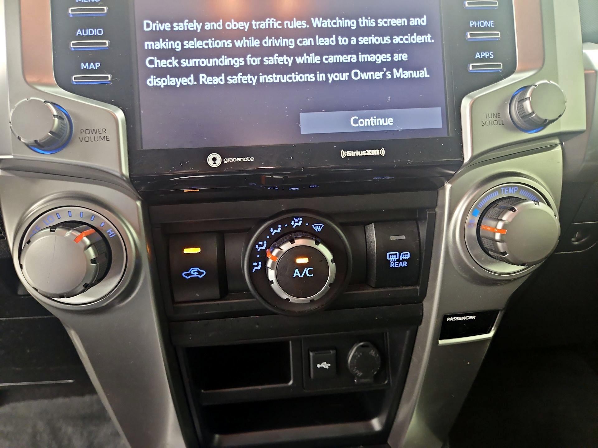 Thumbnail: 2020 Toyota 4Runner - 16