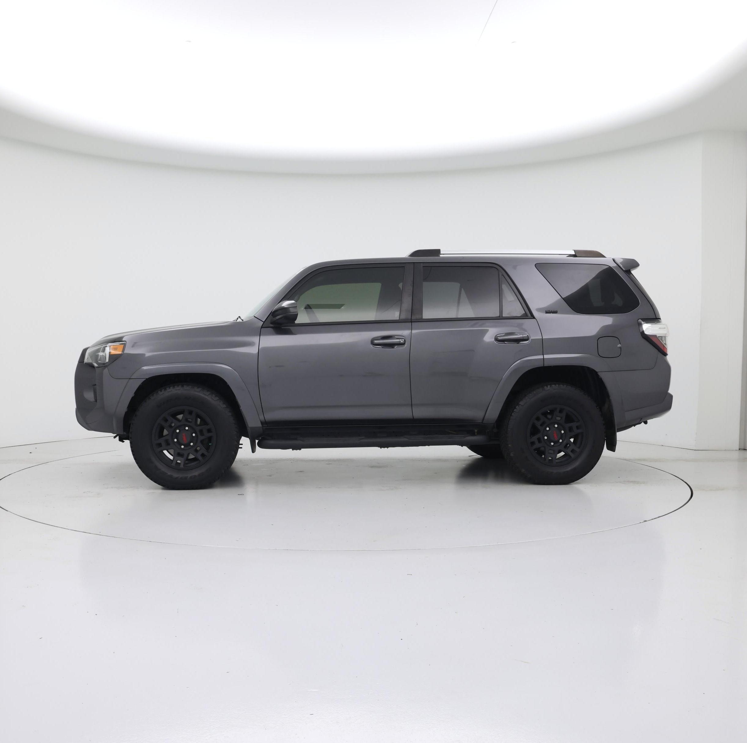 Thumbnail: 2020 Toyota 4Runner - 3