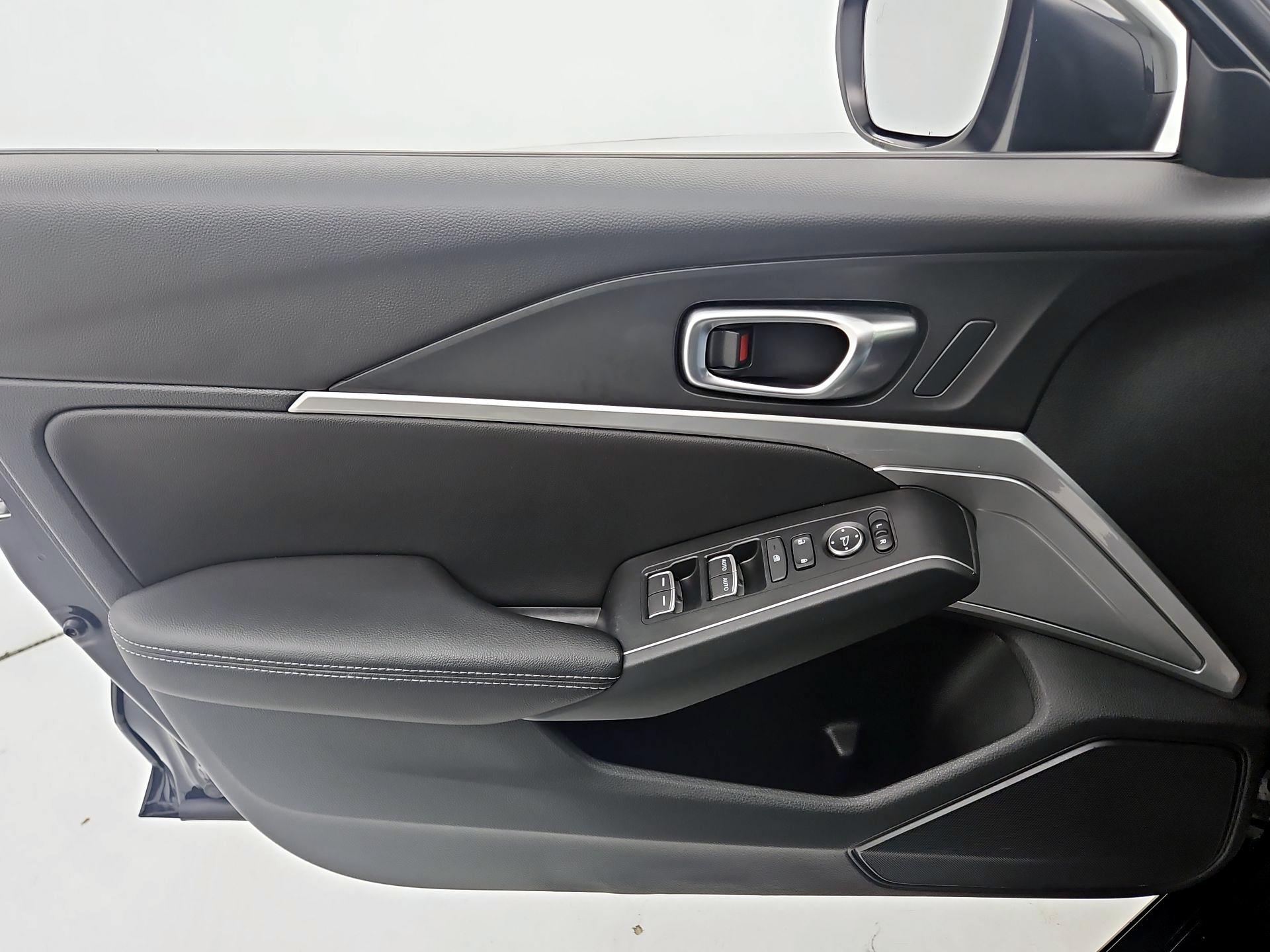 Thumbnail: 2023 Acura Integra - 12