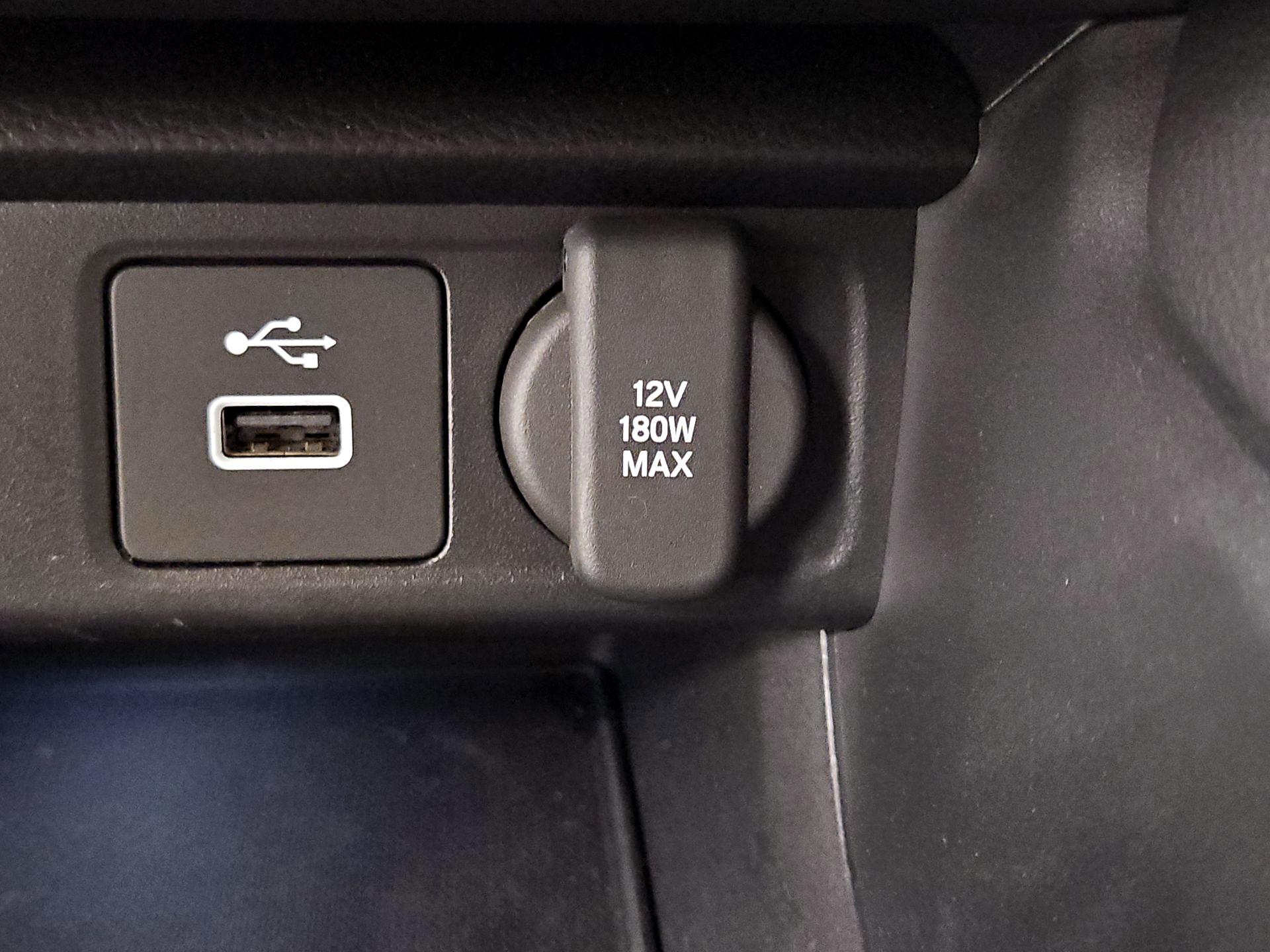 Thumbnail: 2023 Acura Integra - 18