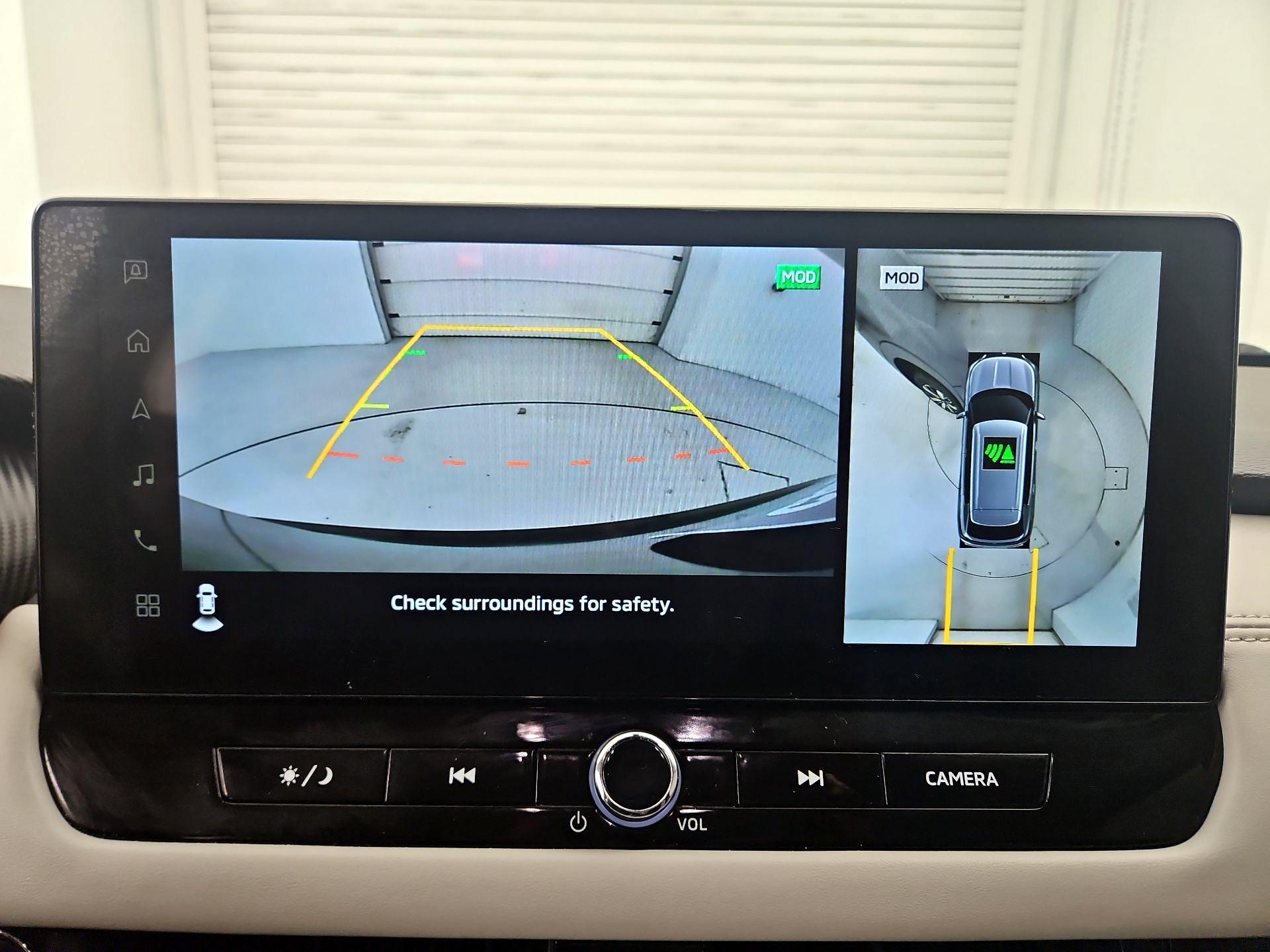 Thumbnail: 2025 Mitsubishi Outlander - 15