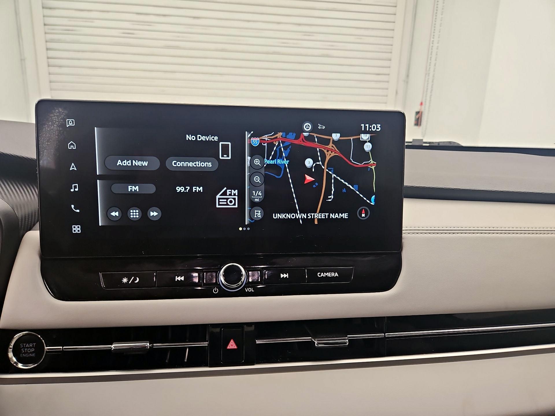 Thumbnail: 2025 Mitsubishi Outlander - 16