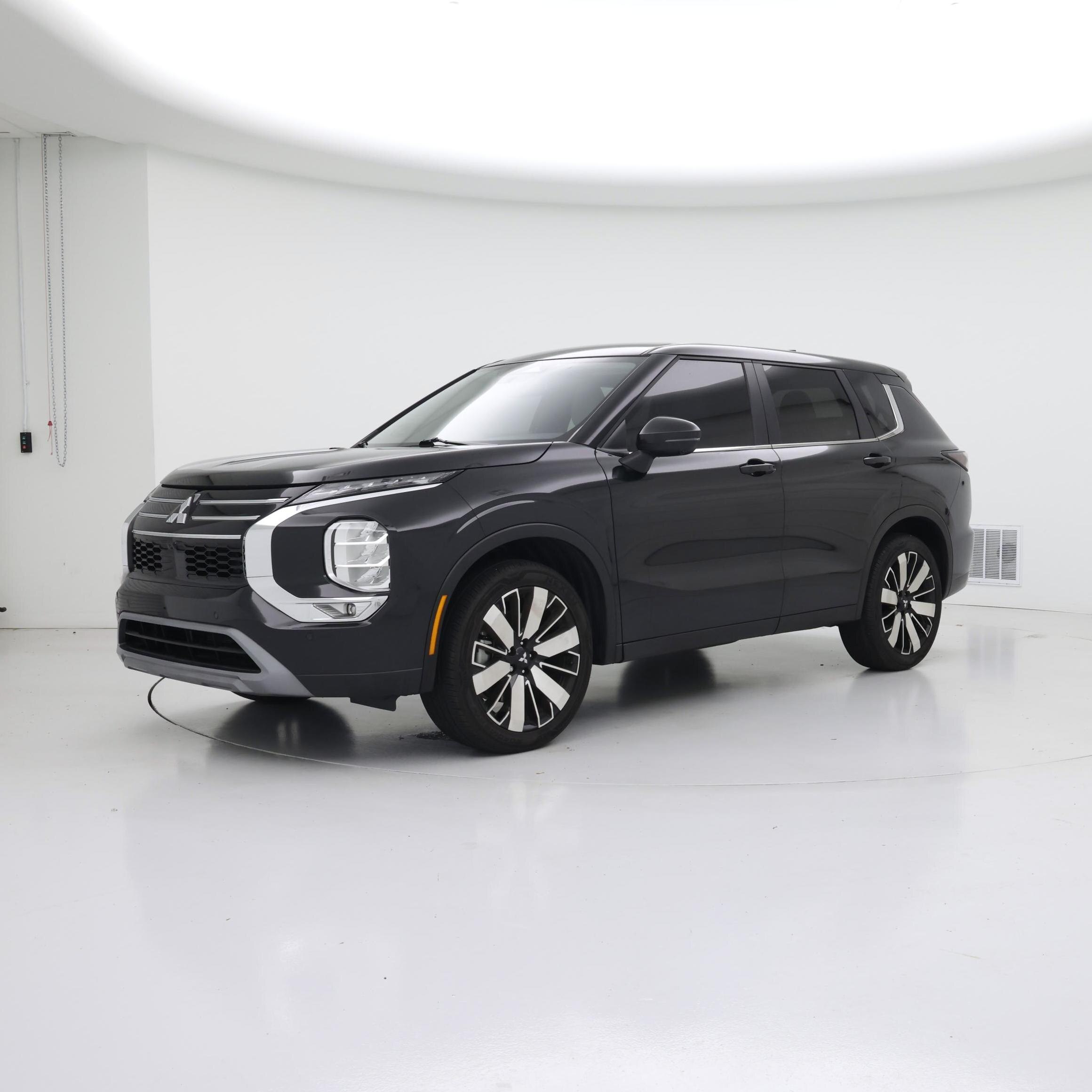 Thumbnail: 2025 Mitsubishi Outlander - 4