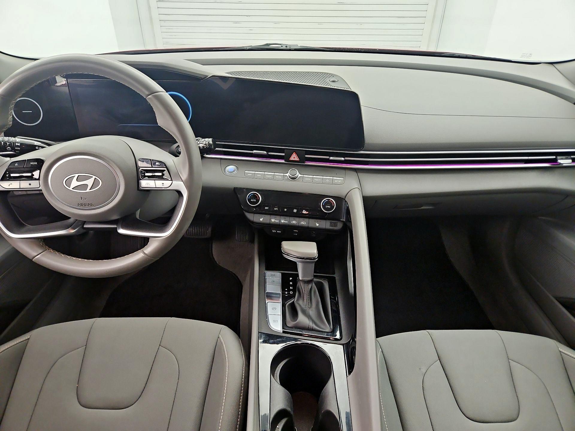 Thumbnail: 2024 Hyundai Elantra - 9