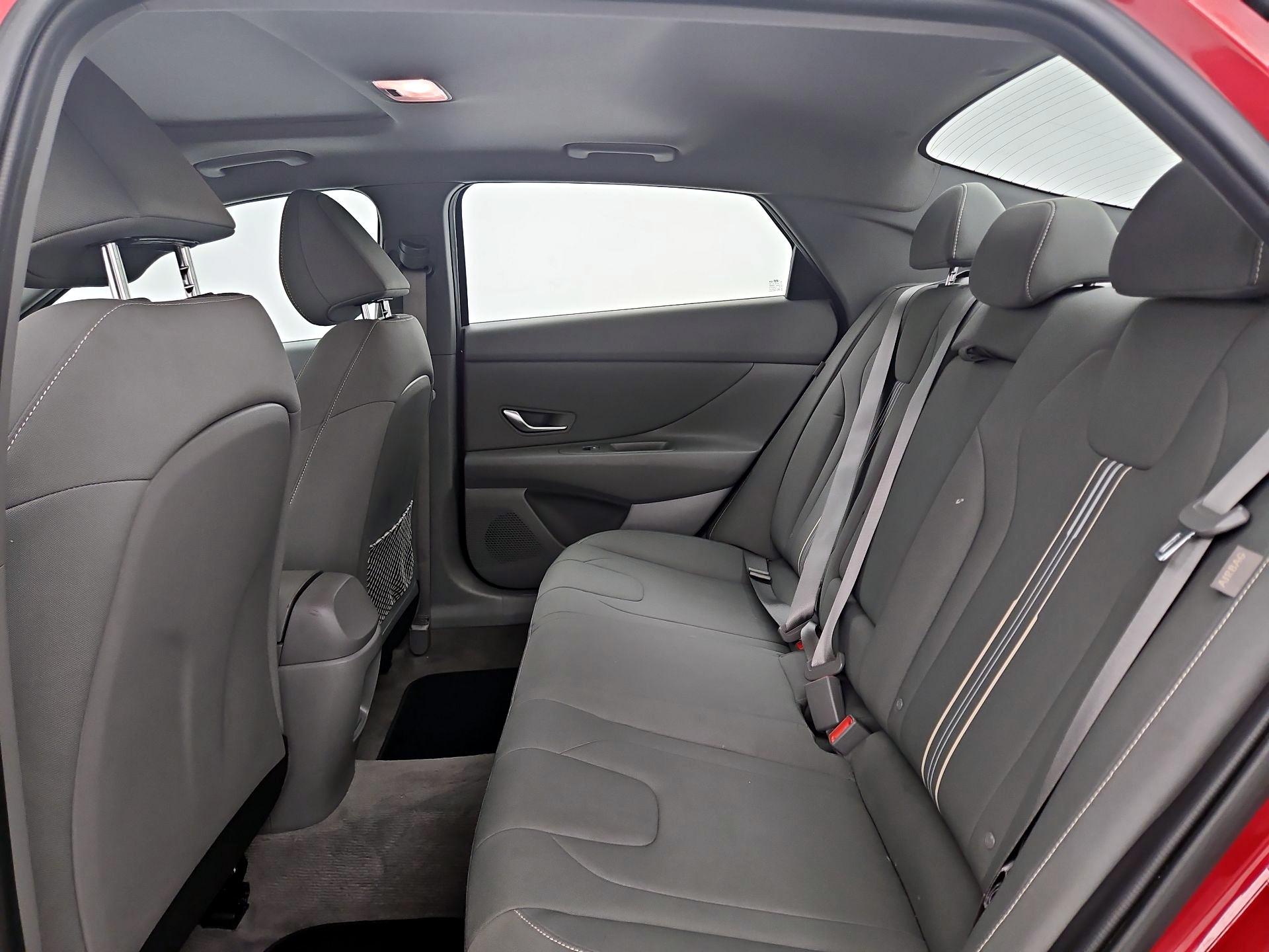 Thumbnail: 2024 Hyundai Elantra - 20