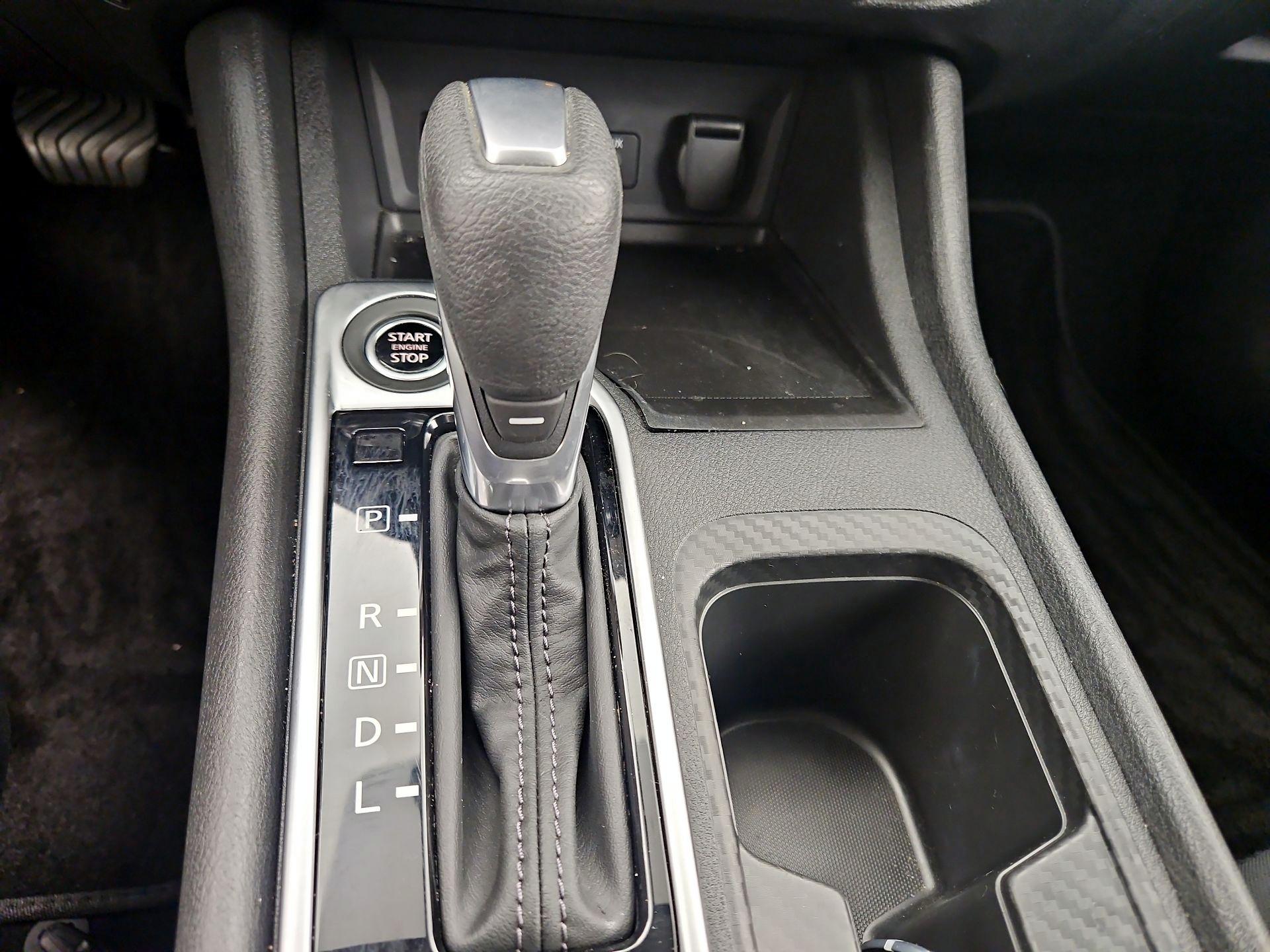 Thumbnail: 2025 Nissan Sentra - 17