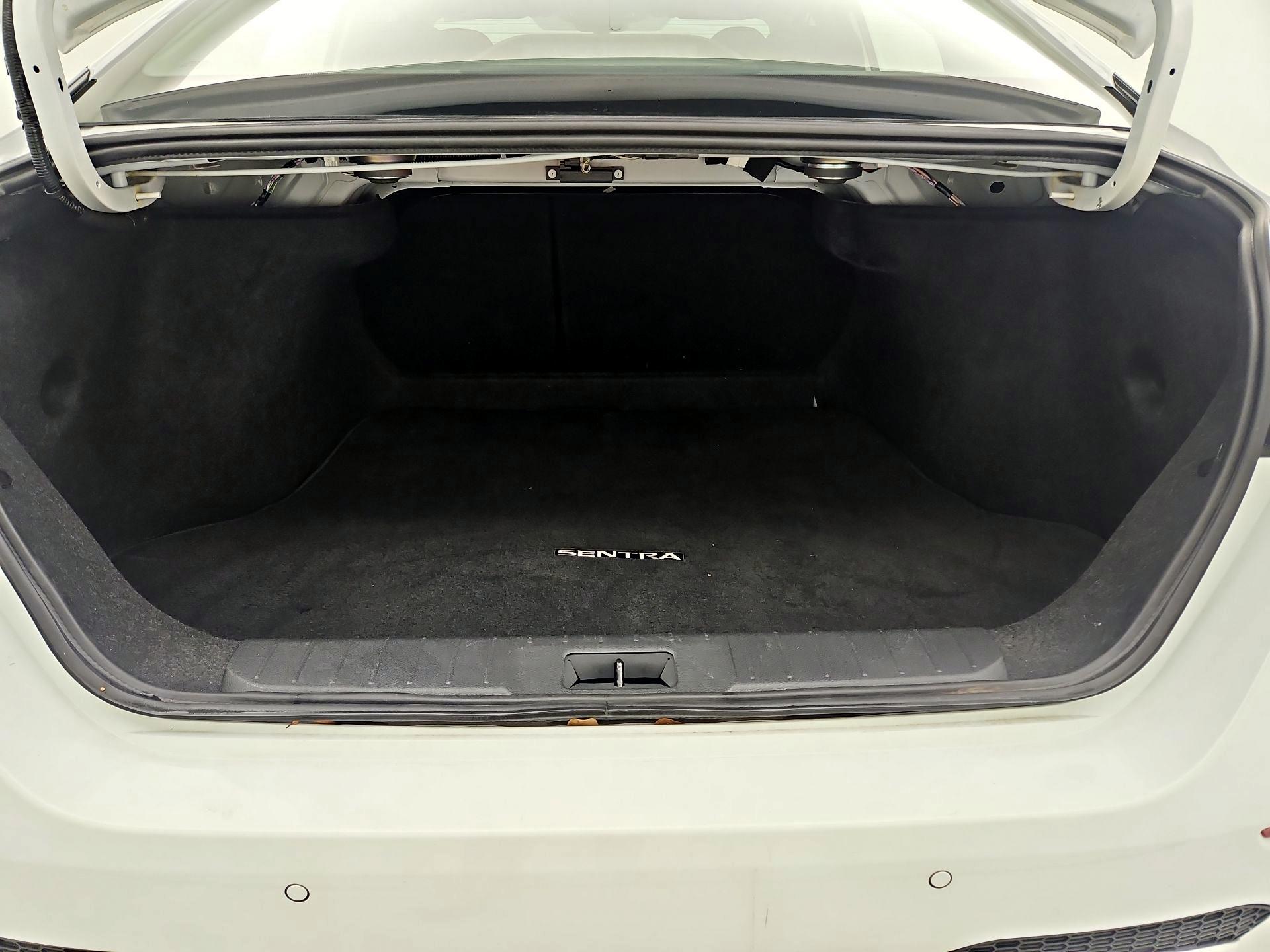 Thumbnail: 2025 Nissan Sentra - 20