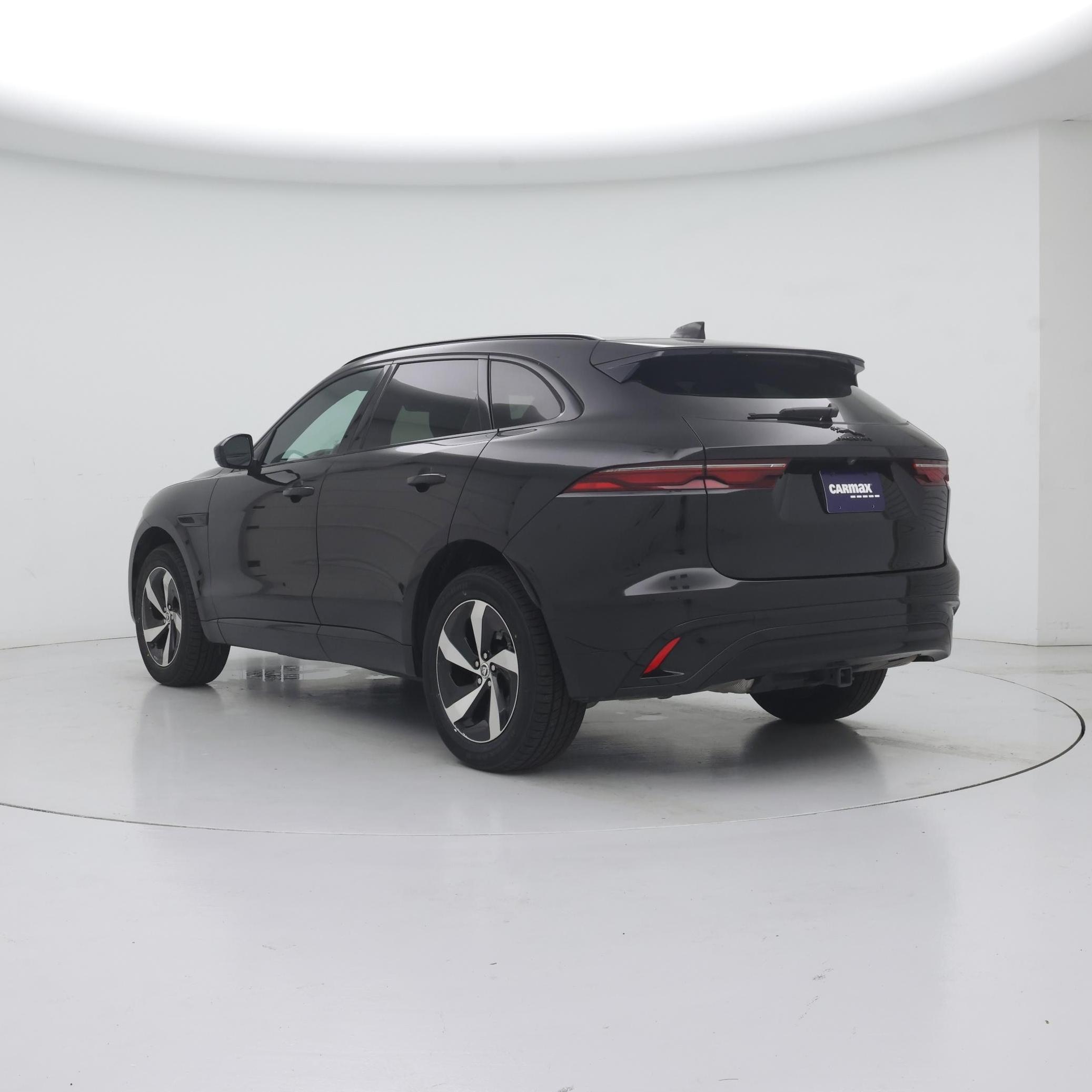 Thumbnail: 2024 Jaguar F-Pace - 2