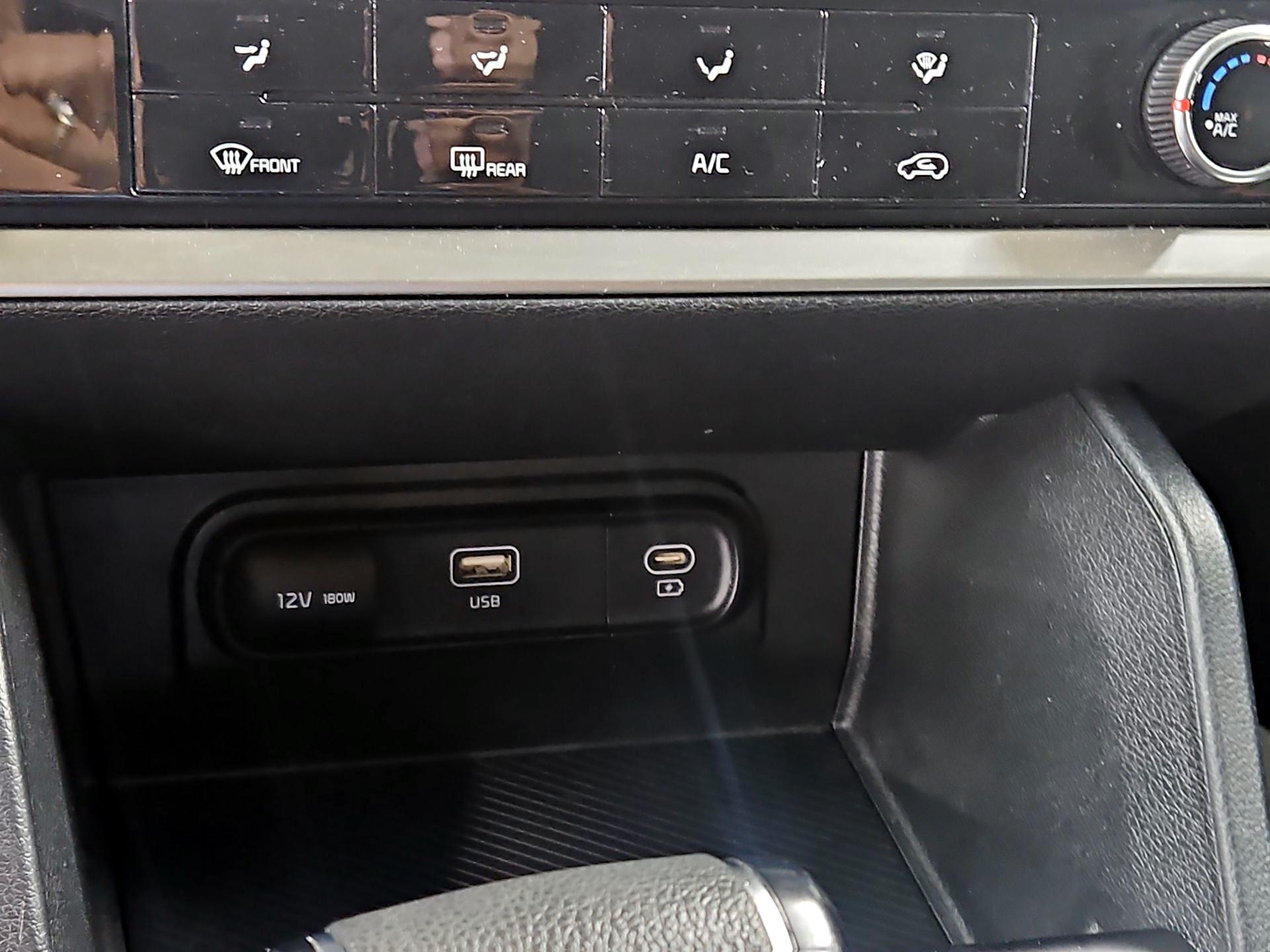 Thumbnail: 2024 Kia Sportage - 18